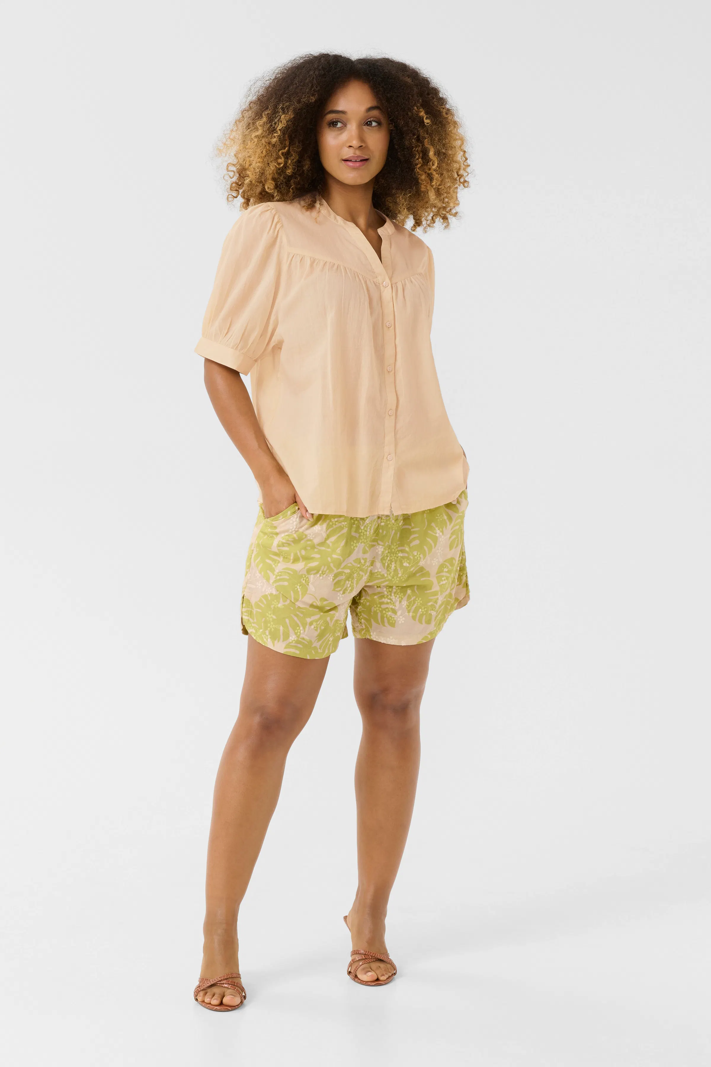 CUcybelle Hemd LOOKBOOK FRONT 50111930-141209