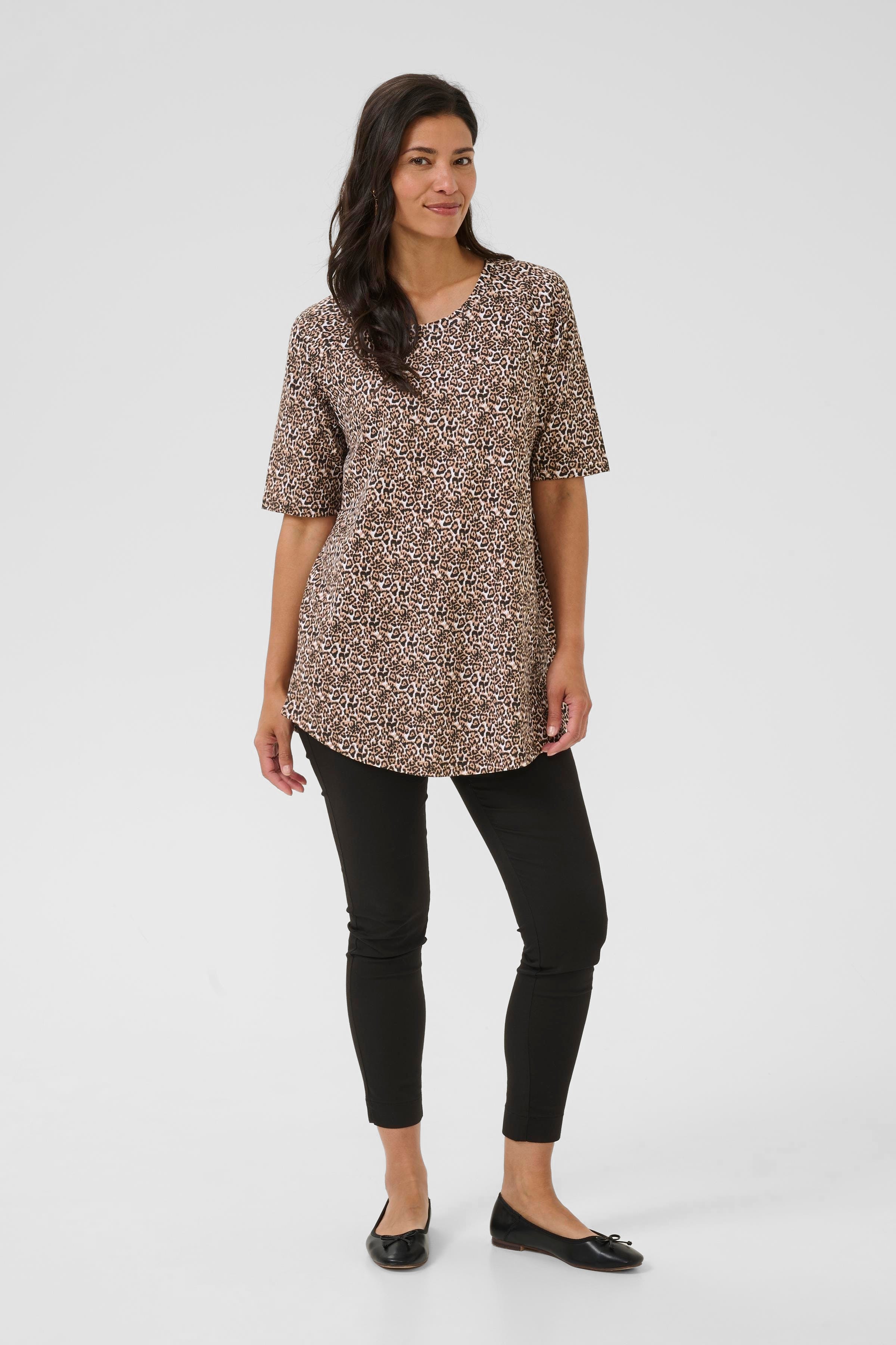 BPtamia Tunic LOOKBOOK FRONT 40200020-108439