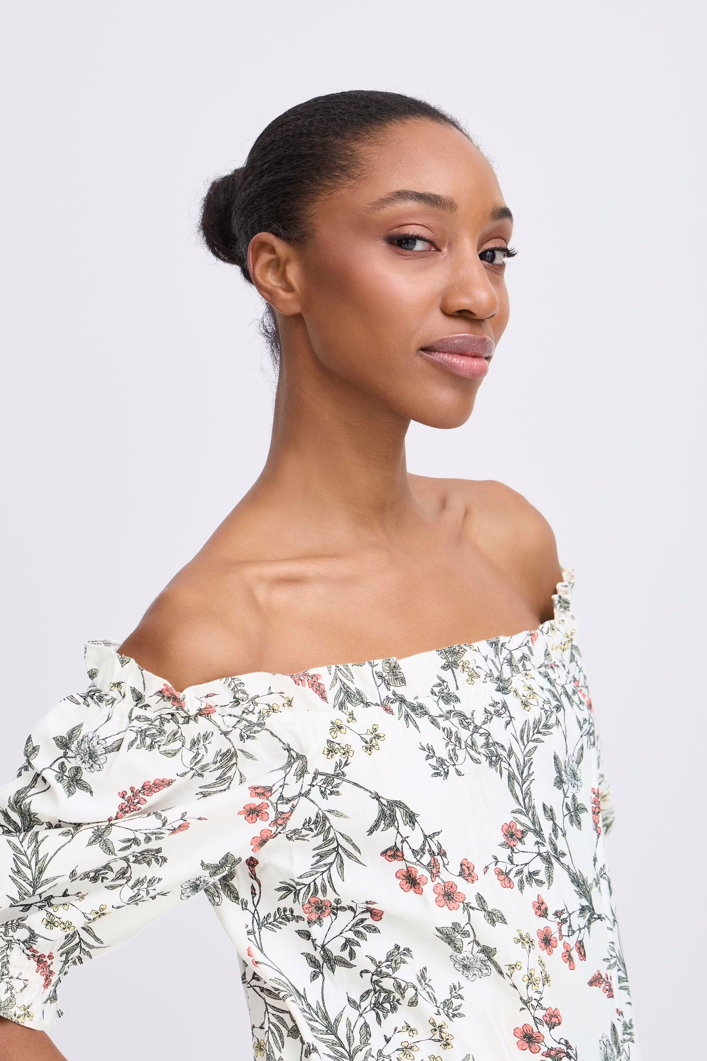 BYIMILDA Bluse LOOKBOOK DETAIL 20816800-204740