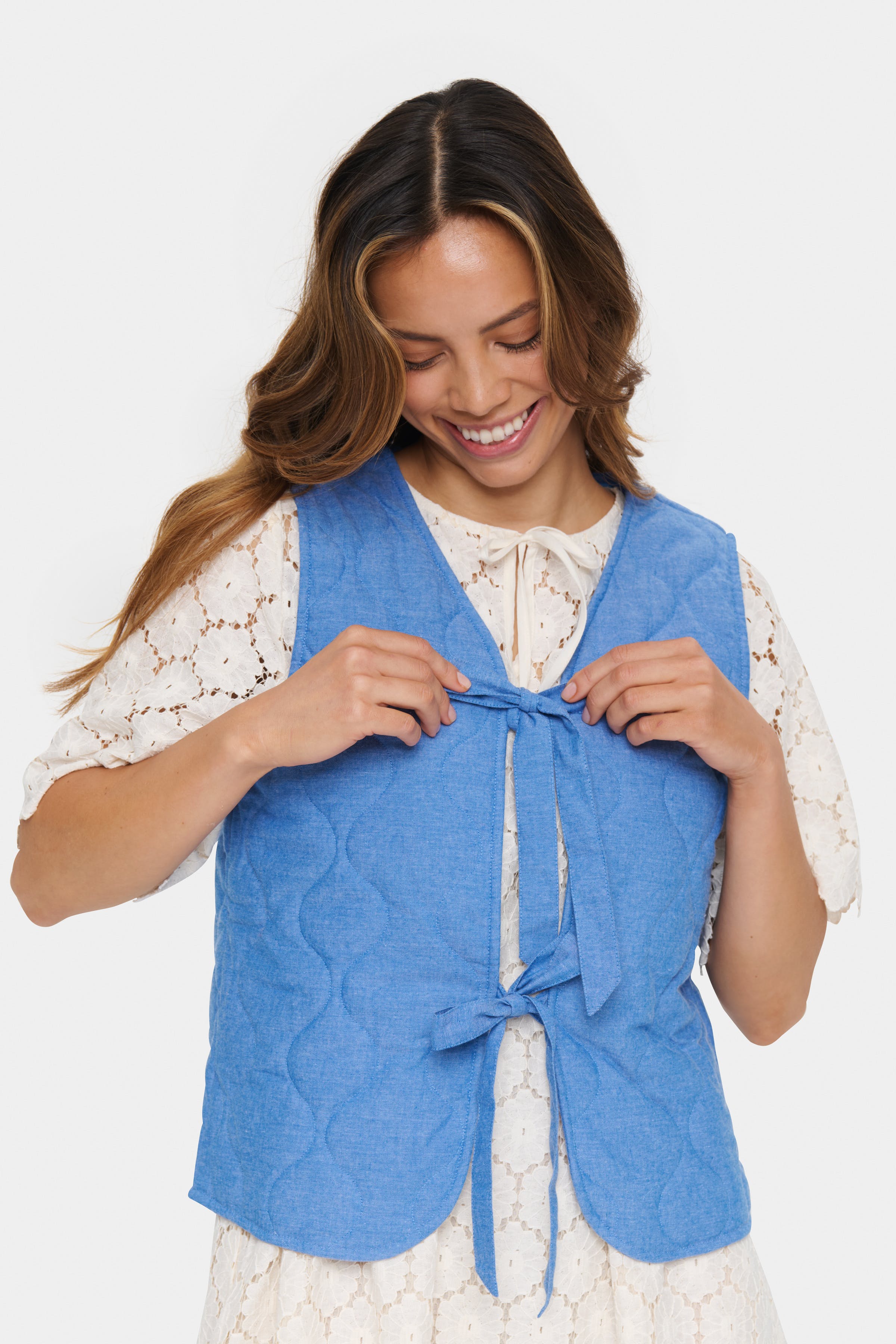 ZelittaSZ Vest LOOKBOOK DETAIL 30513920-184043