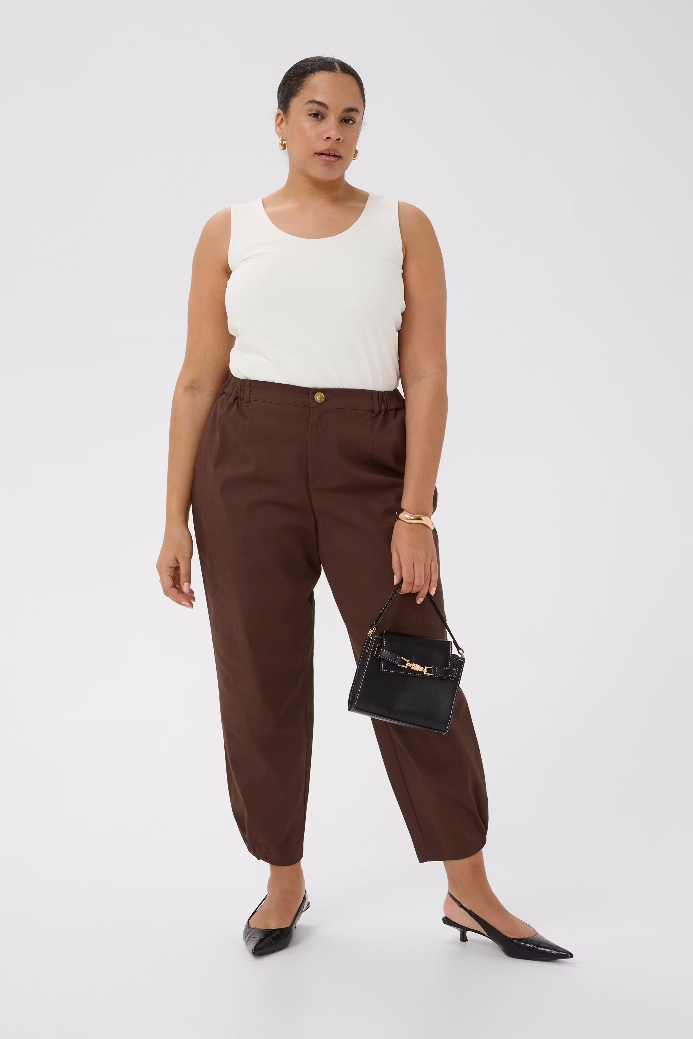 KCvicky Byxor LOOKBOOK FRONT 10584474-191314