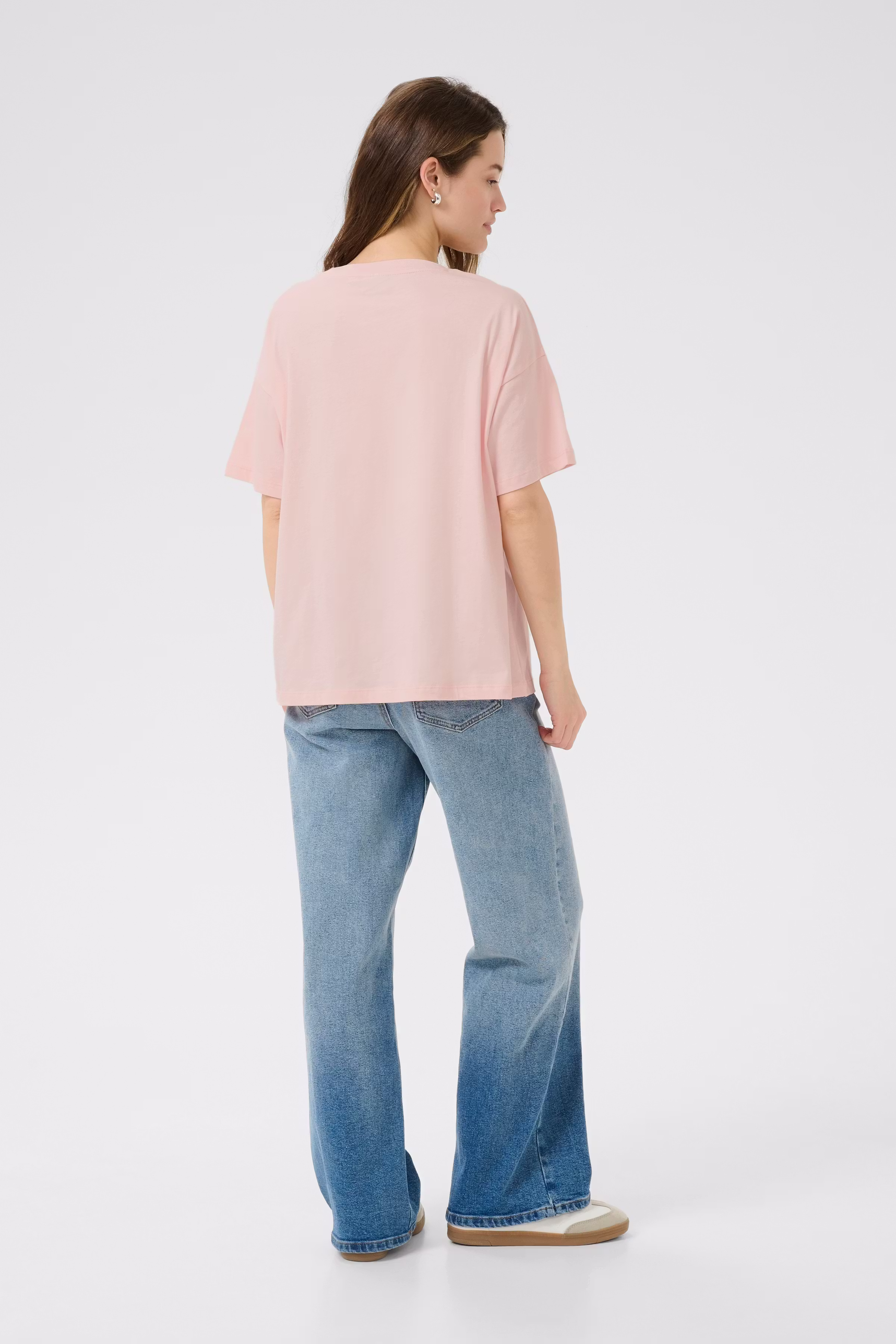 KAwasha T-shirt LOOKBOOK BACK 10510286-141905