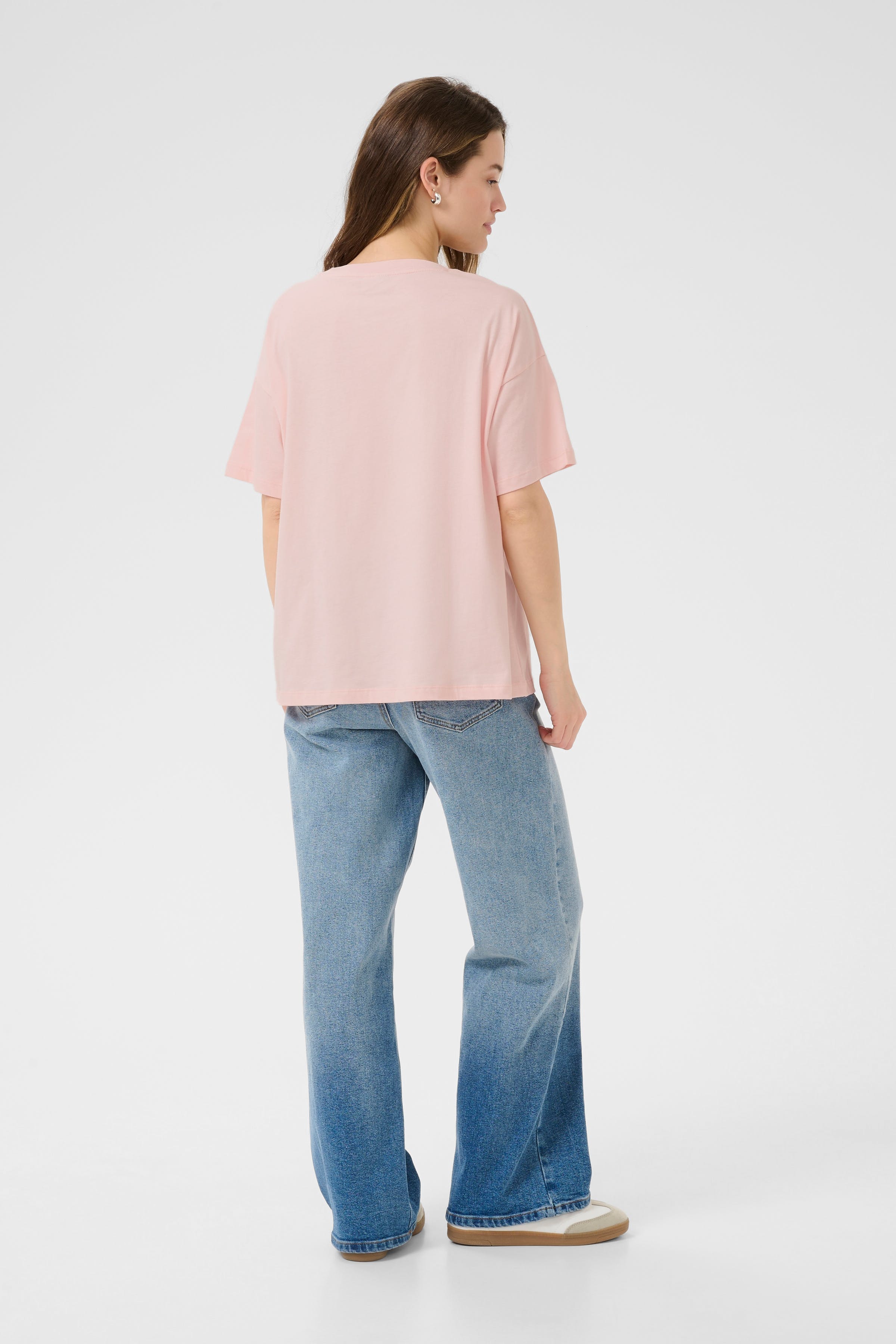 KAwasha T-shirt LOOKBOOK BACK 10510286-141905