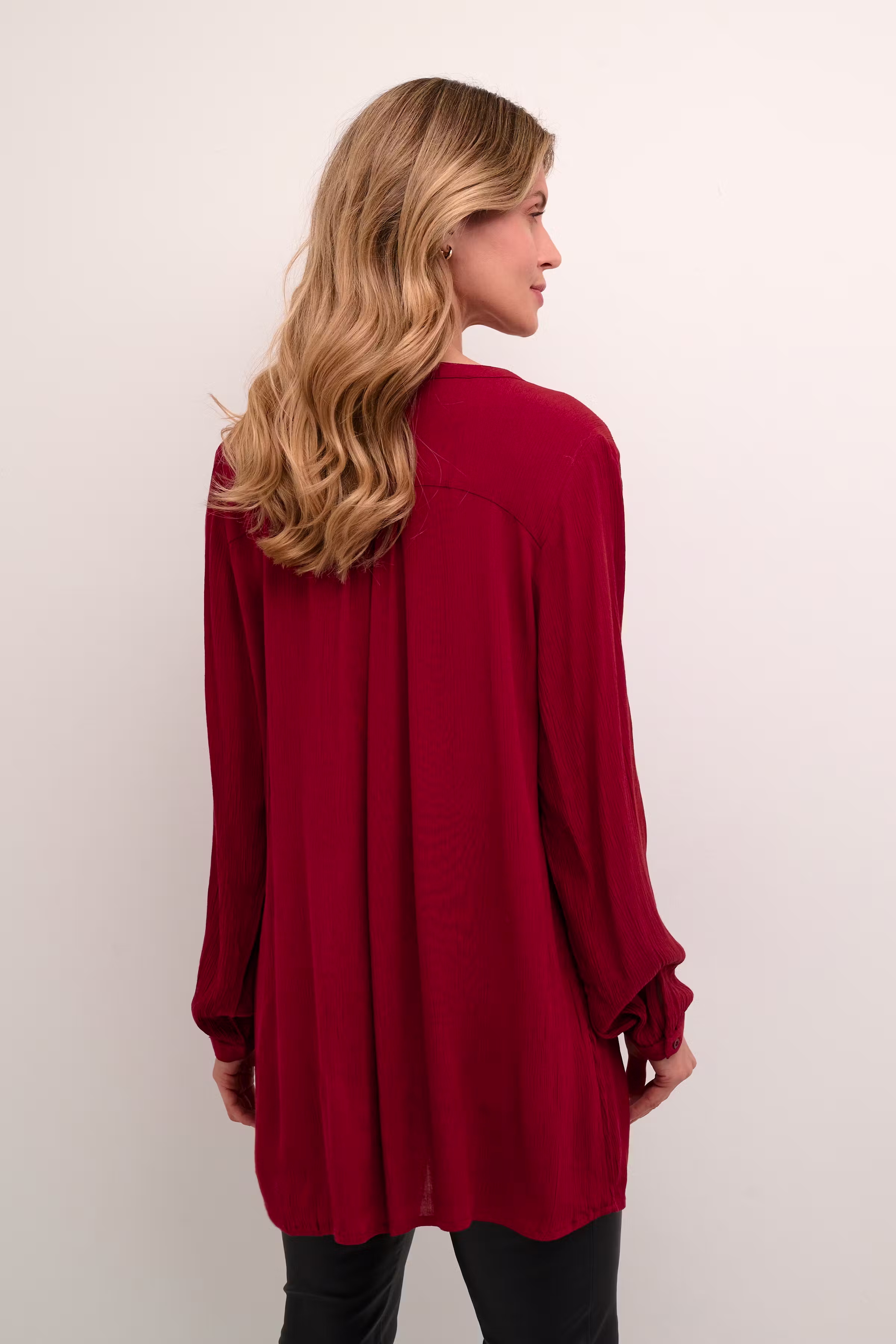 Amber Tunika LOOKBOOK FRONT 501038-191531