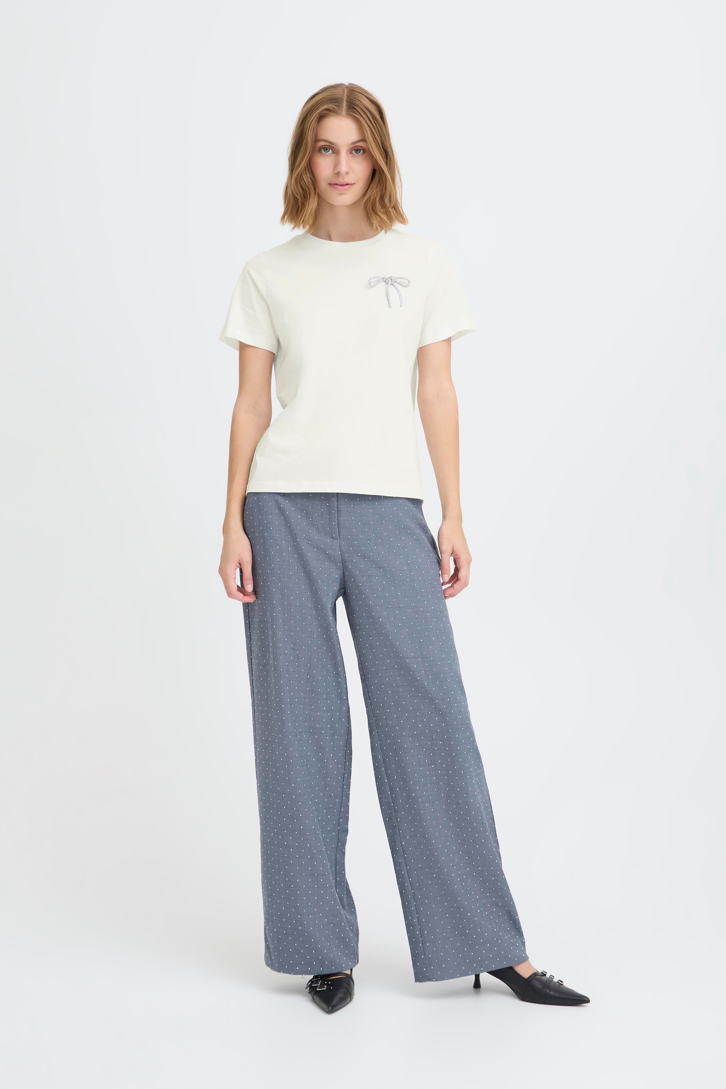 IHKAMILLE T-shirt LOOKBOOK FRONT 20124728-114201