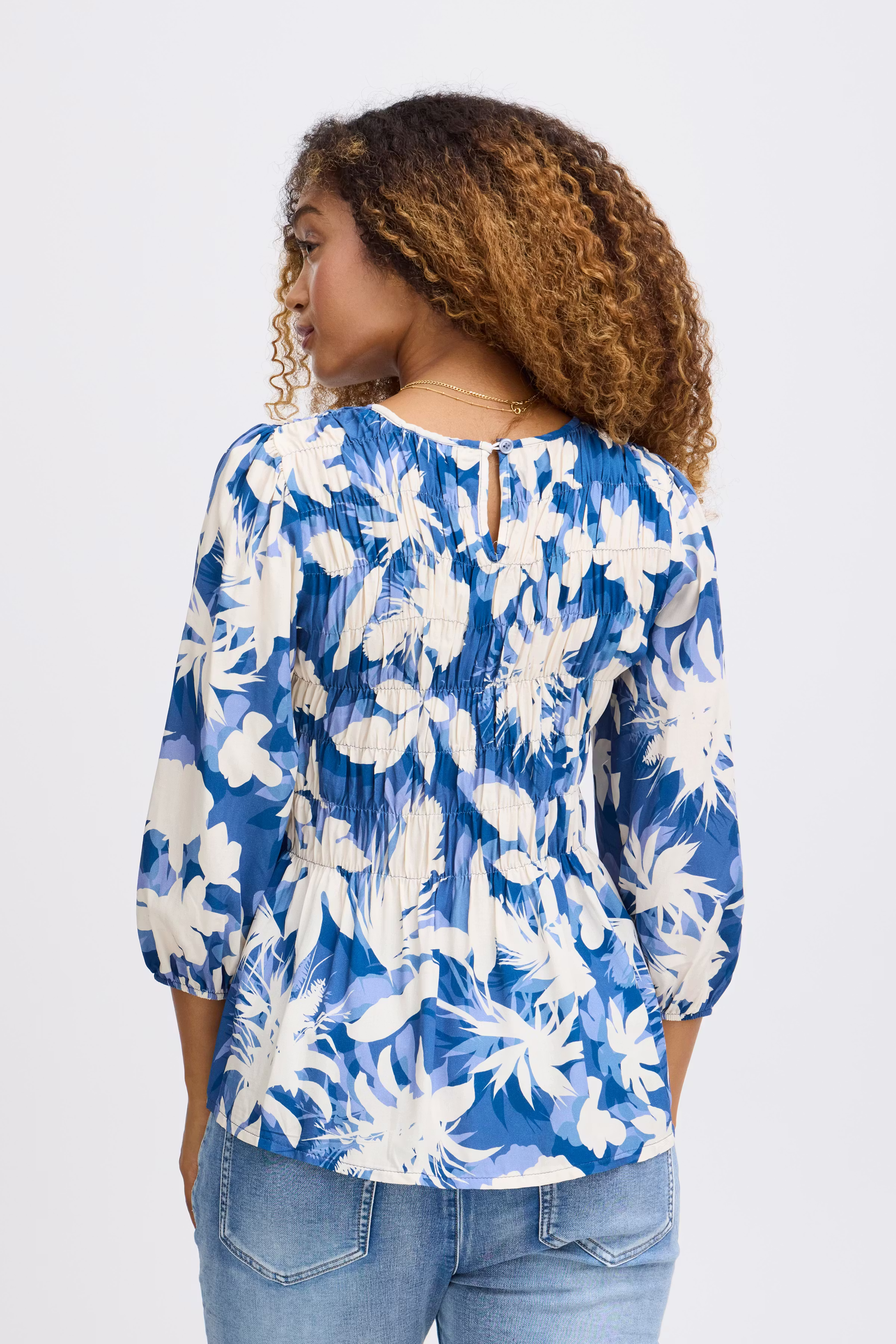 SBGRITT Bluse LOOKBOOK BACK 22100568-193923