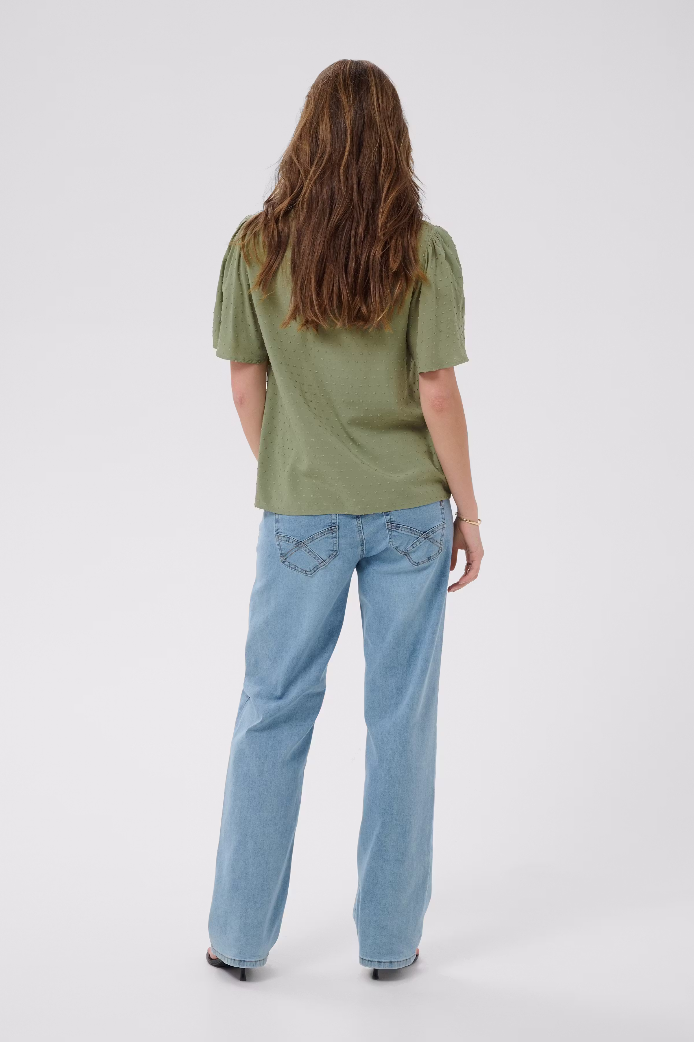 CRLoma Blouse LOOKBOOK BACK 10615636-176206