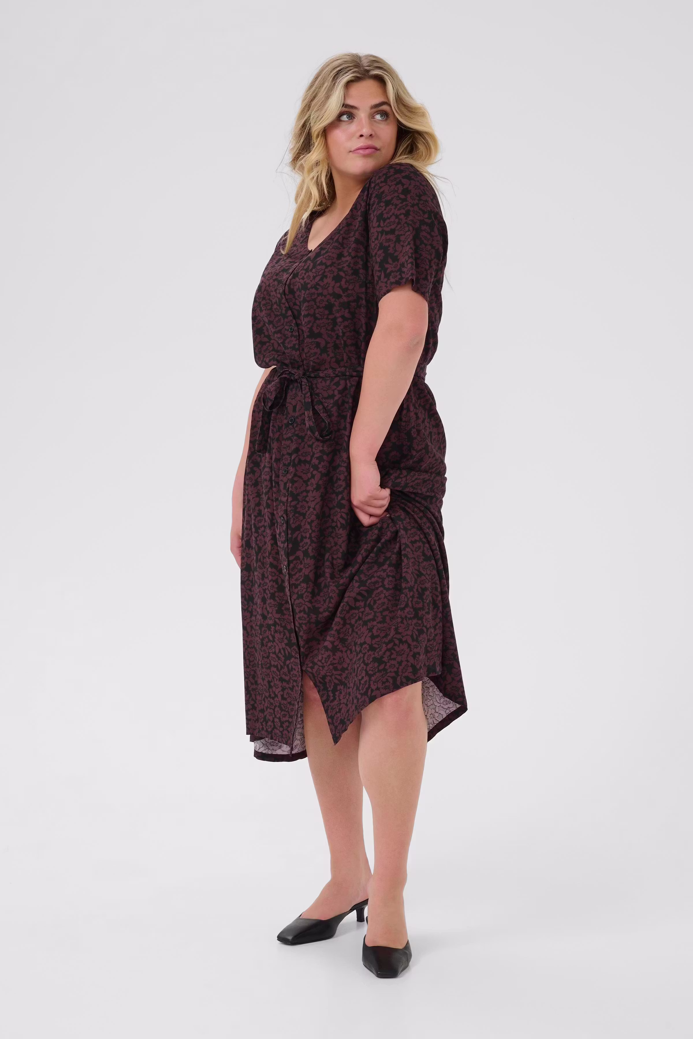 KCbella Kleid LOOKBOOK FRONT 10582487-107734