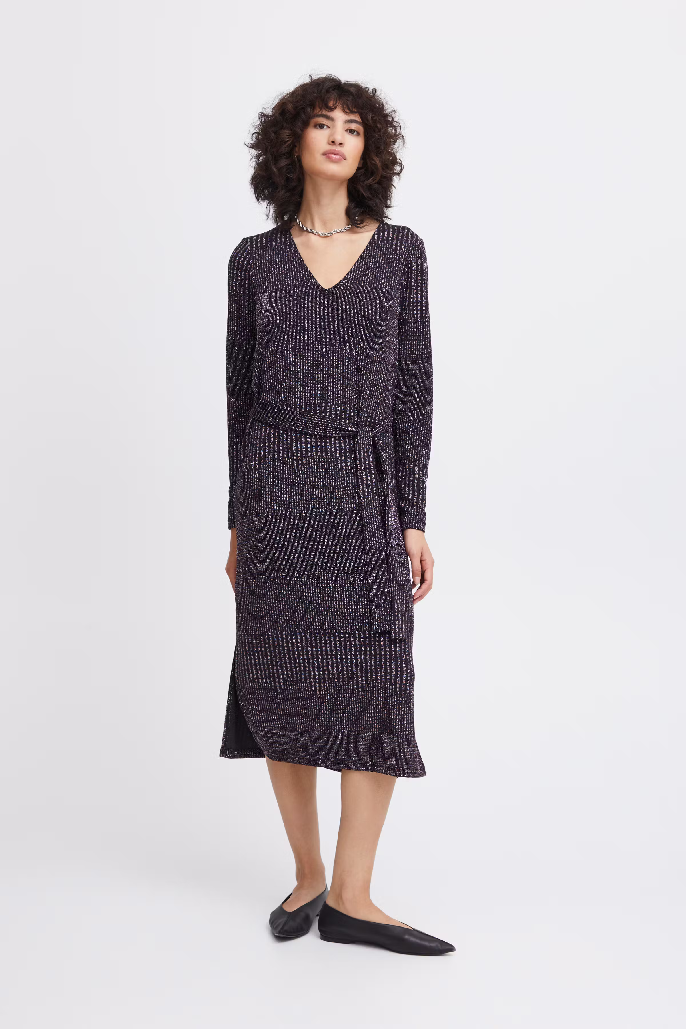 IHNILA Kjole LOOKBOOK FRONT 20120069-194008