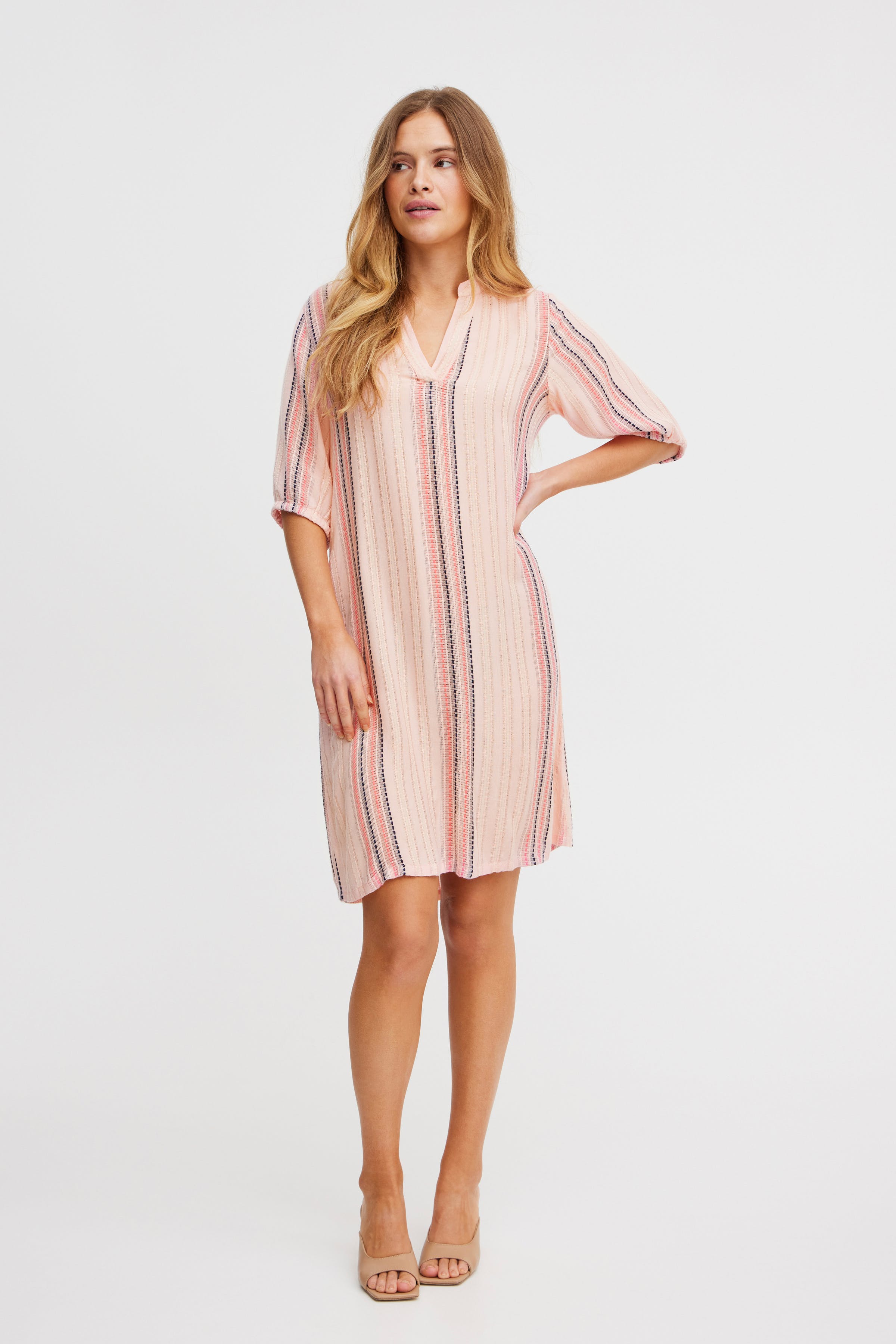 PZELIZA Klänning LOOKBOOK FRONT 50208058-203271