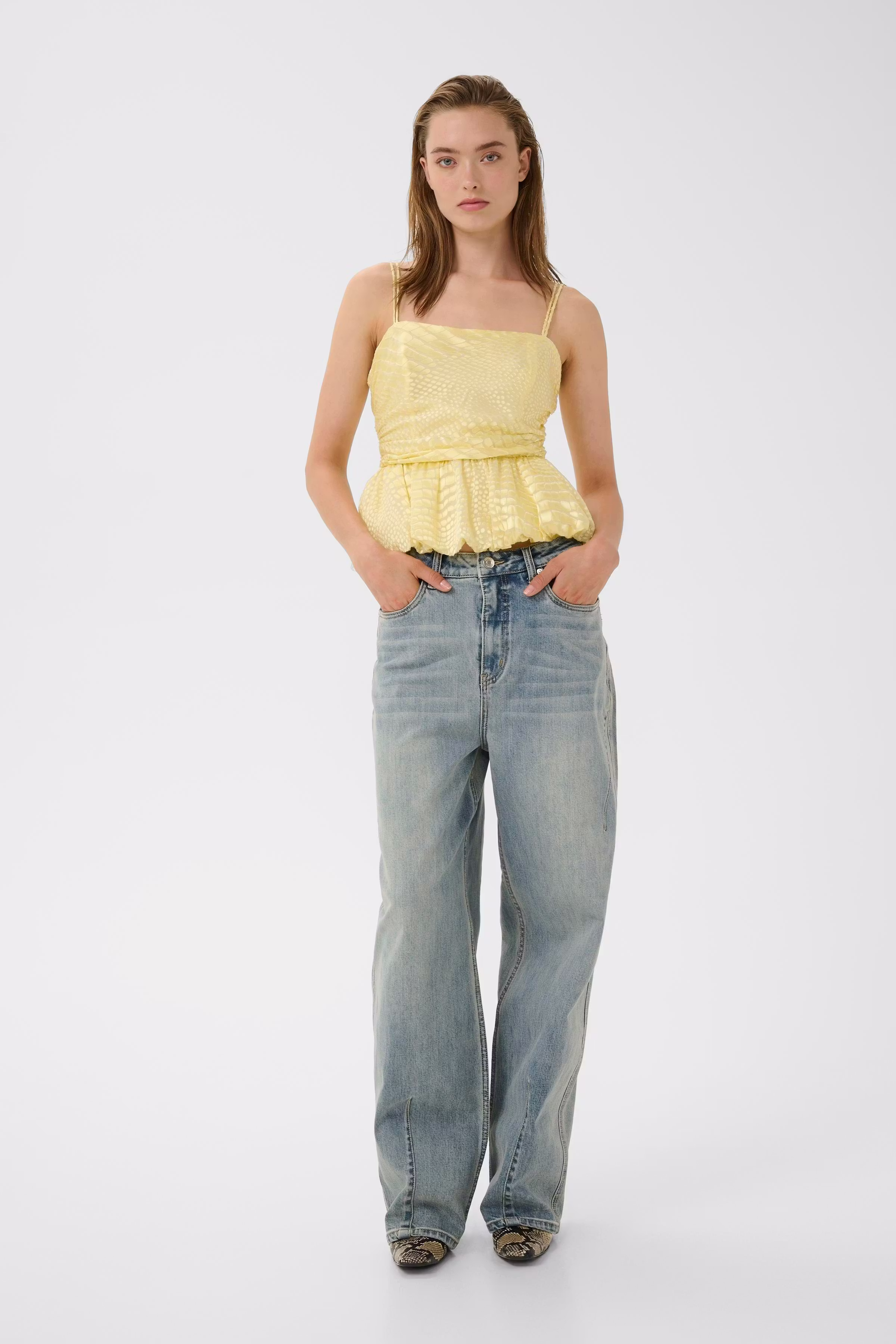 GZdoreen Top LOOKBOOK FRONT 10911172-120722