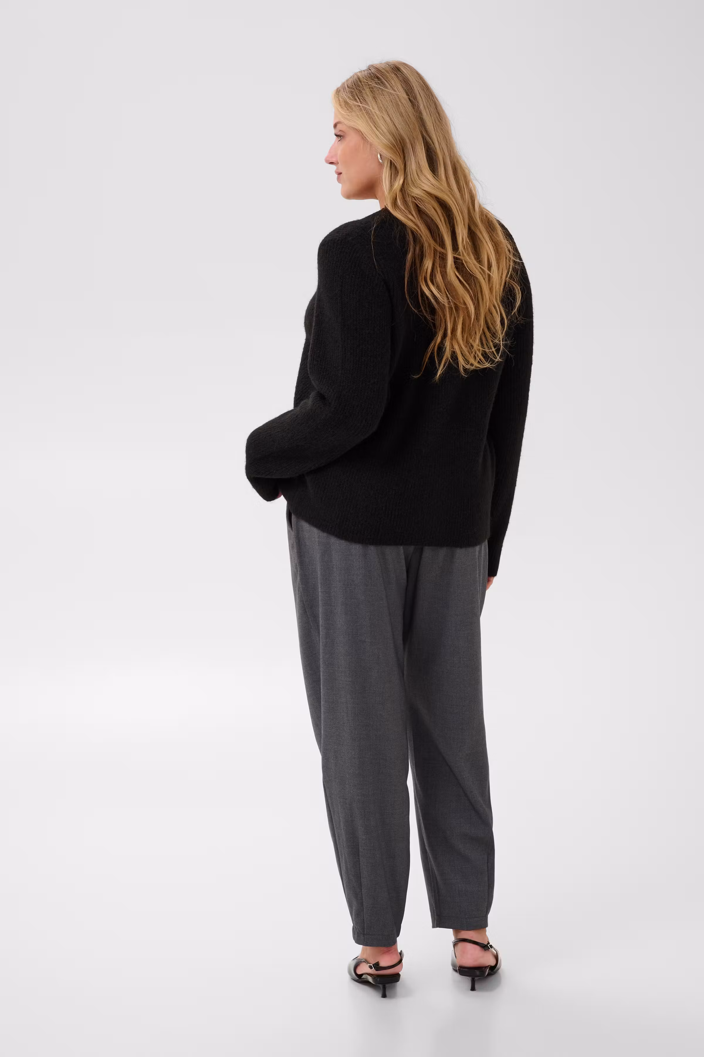 KCmai Cardigan LOOKBOOK BACK 10584522-100121