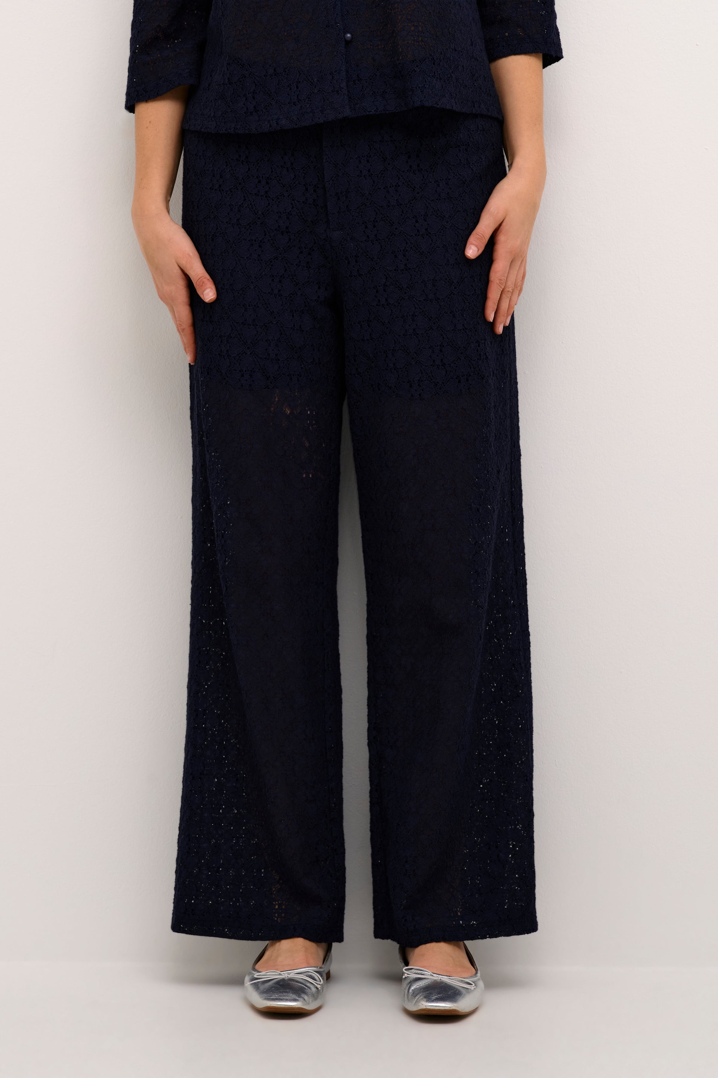 CRKlara Pantalon LOOKBOOK FRONT 10612499-193923