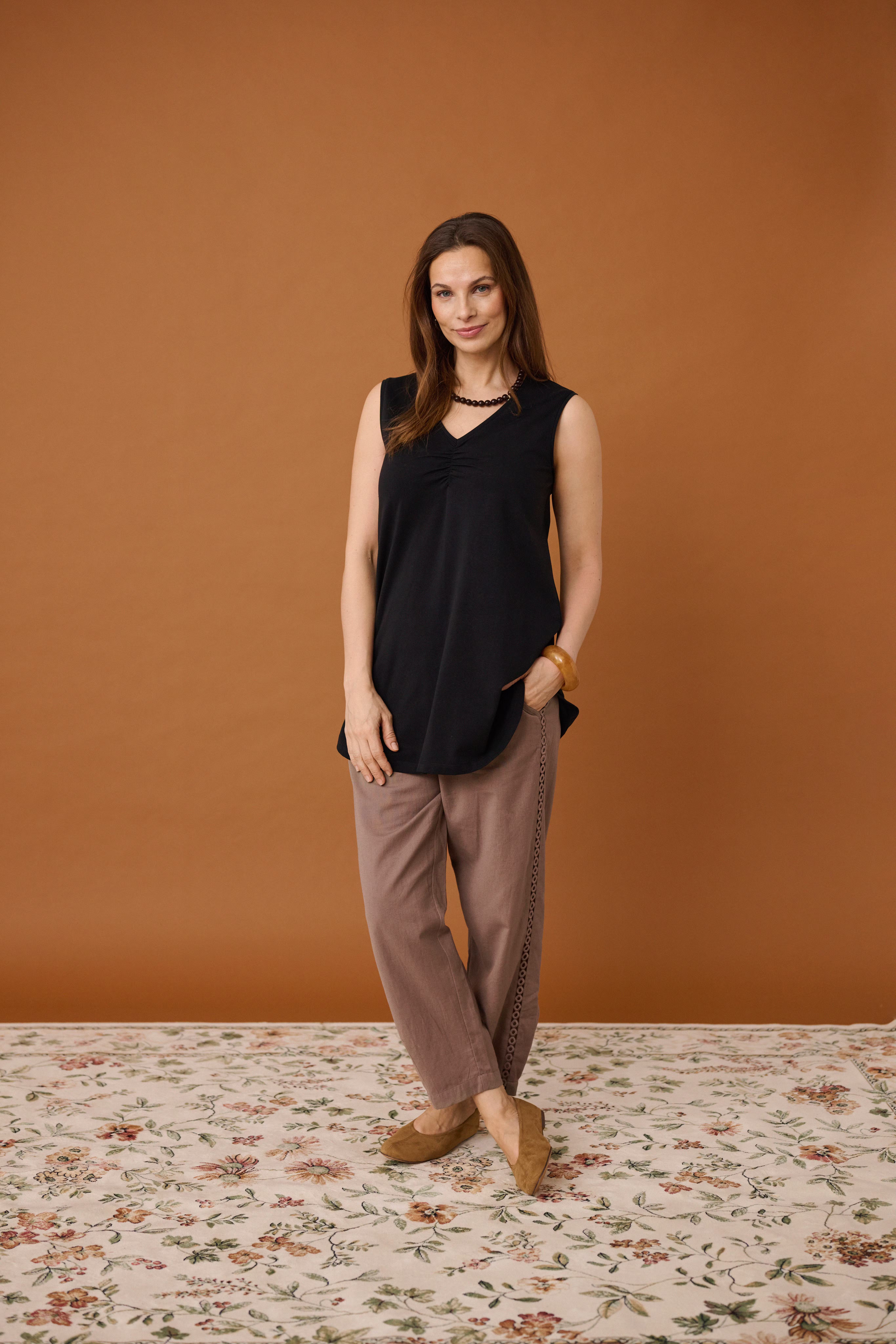 BPlilian Trousers LOCATION NONE 40200179-181304