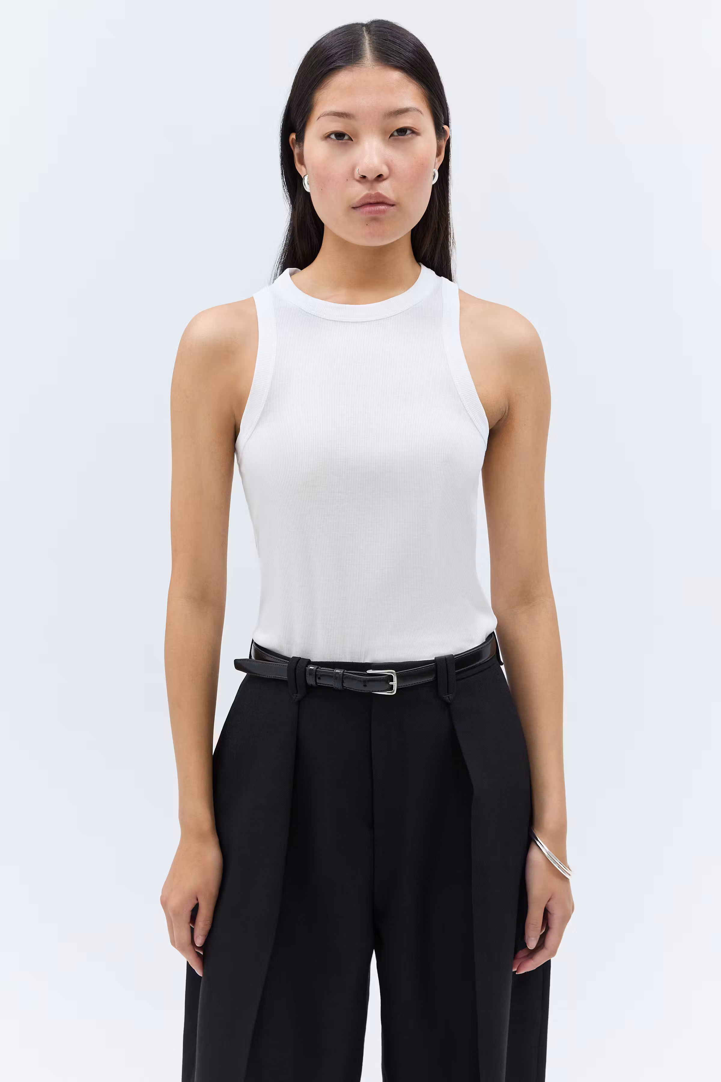 IOKlara Top LOOKBOOK FRONT 30600545-WH001
