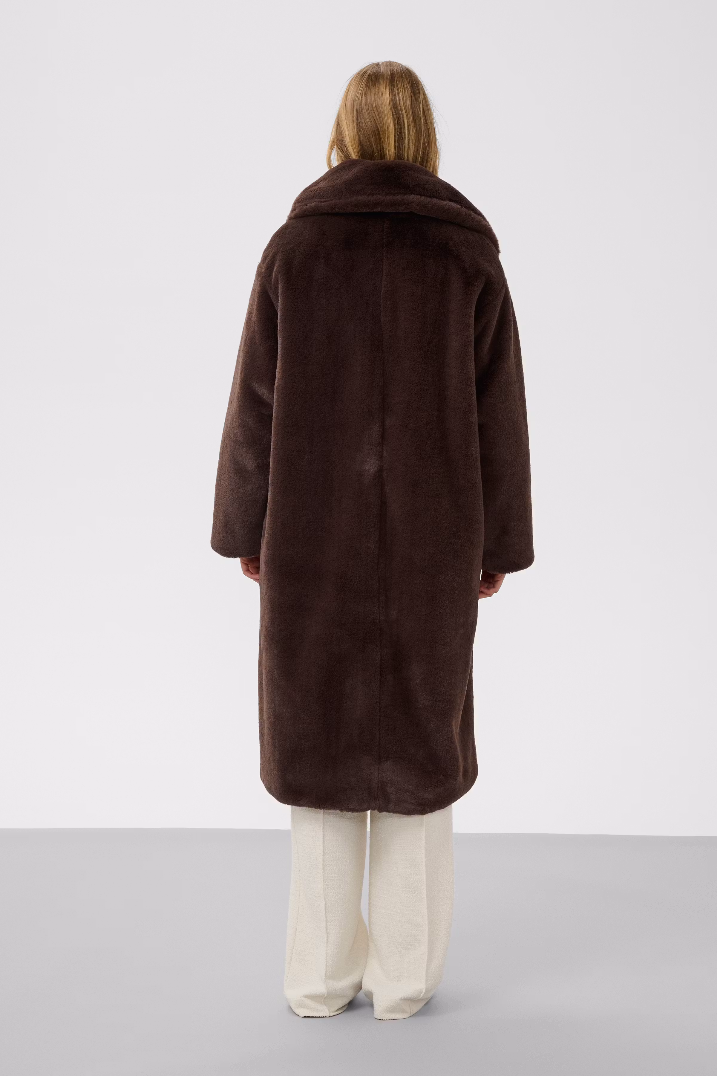 SLEstacia Coat LOOKBOOK BACK 30409245-190912