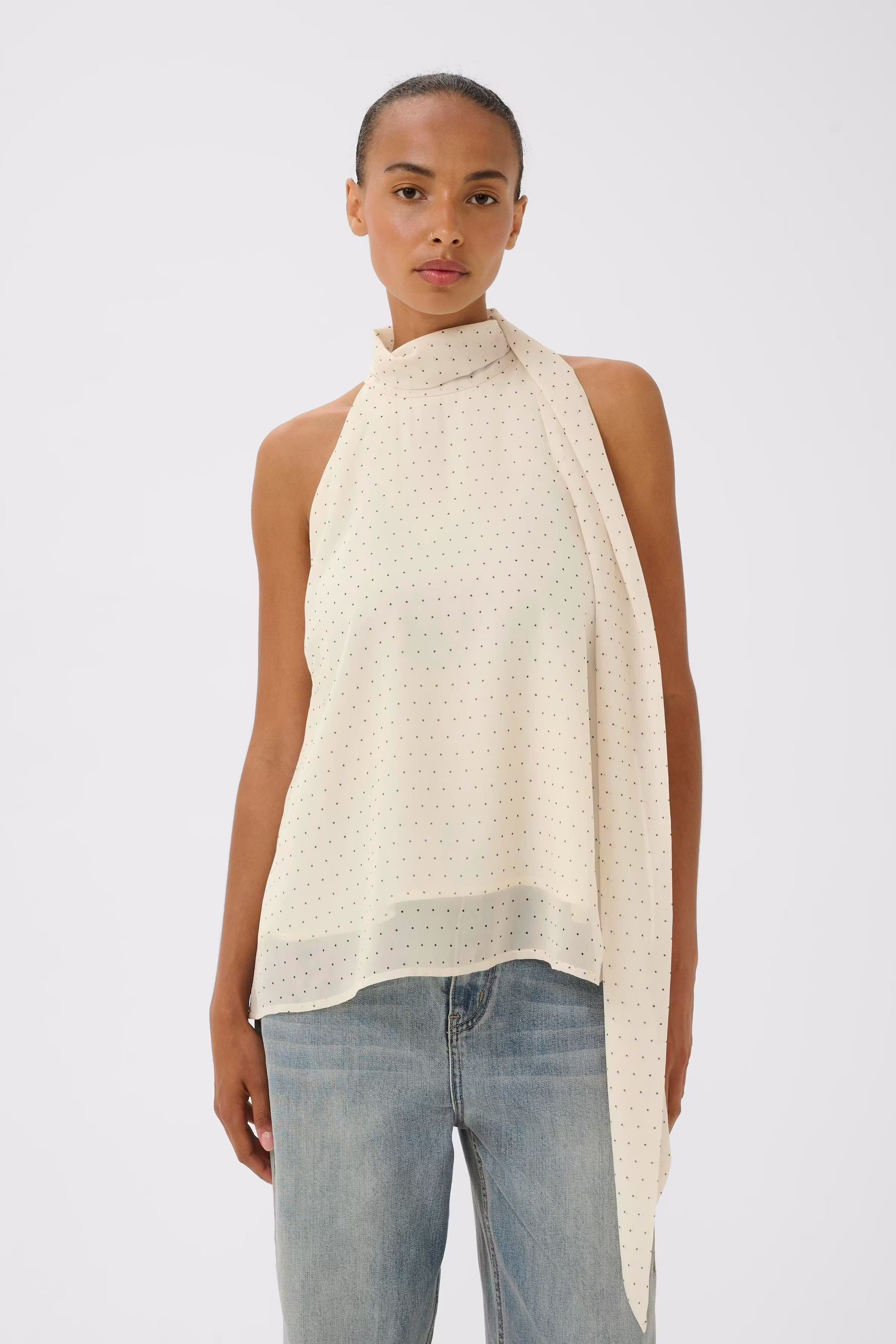 GZdorah Blouse LOOKBOOK FRONT 10911149-109386