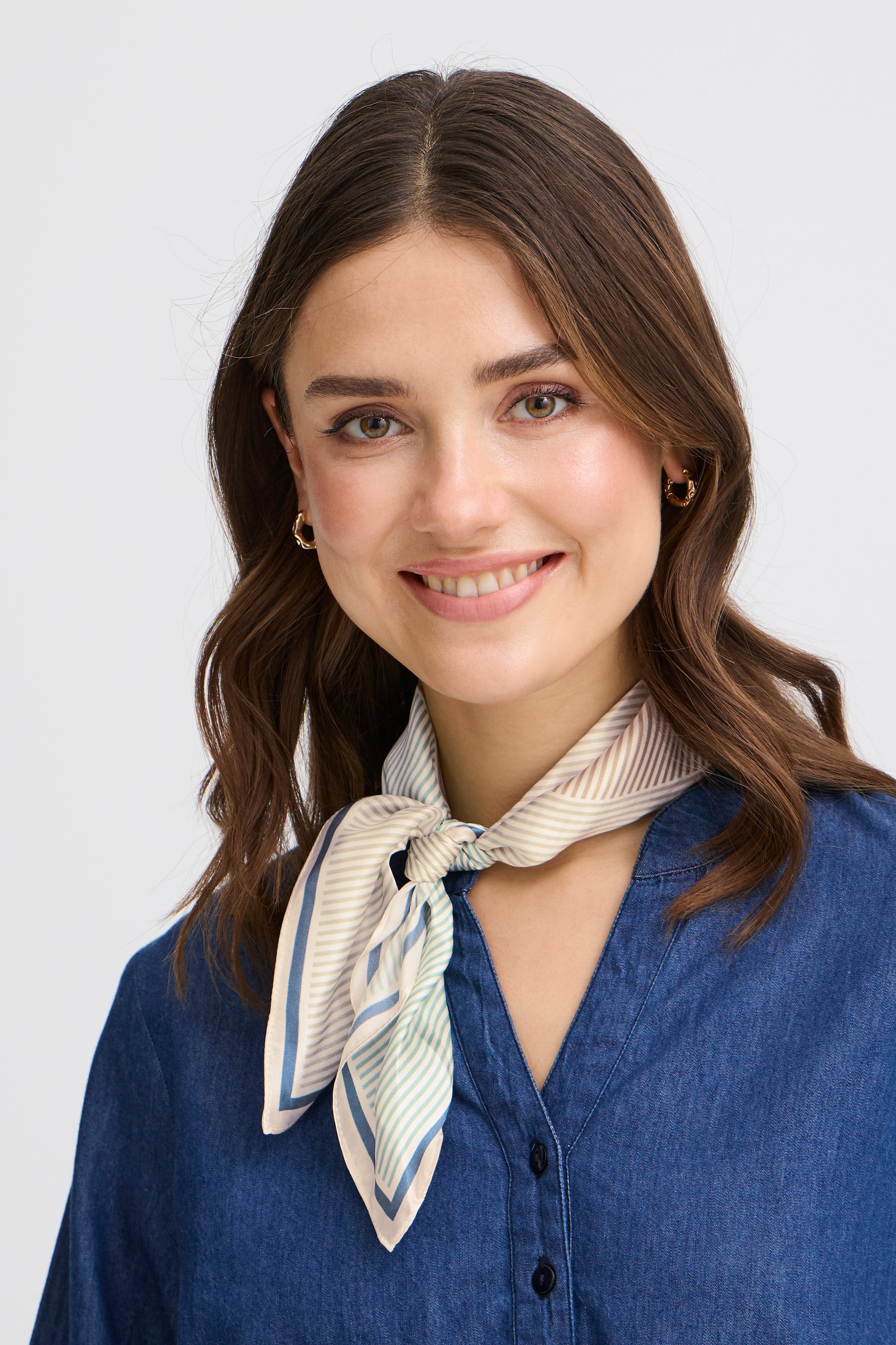 FRSILLA Skjerf LOOKBOOK DETAIL 20617644-900008016