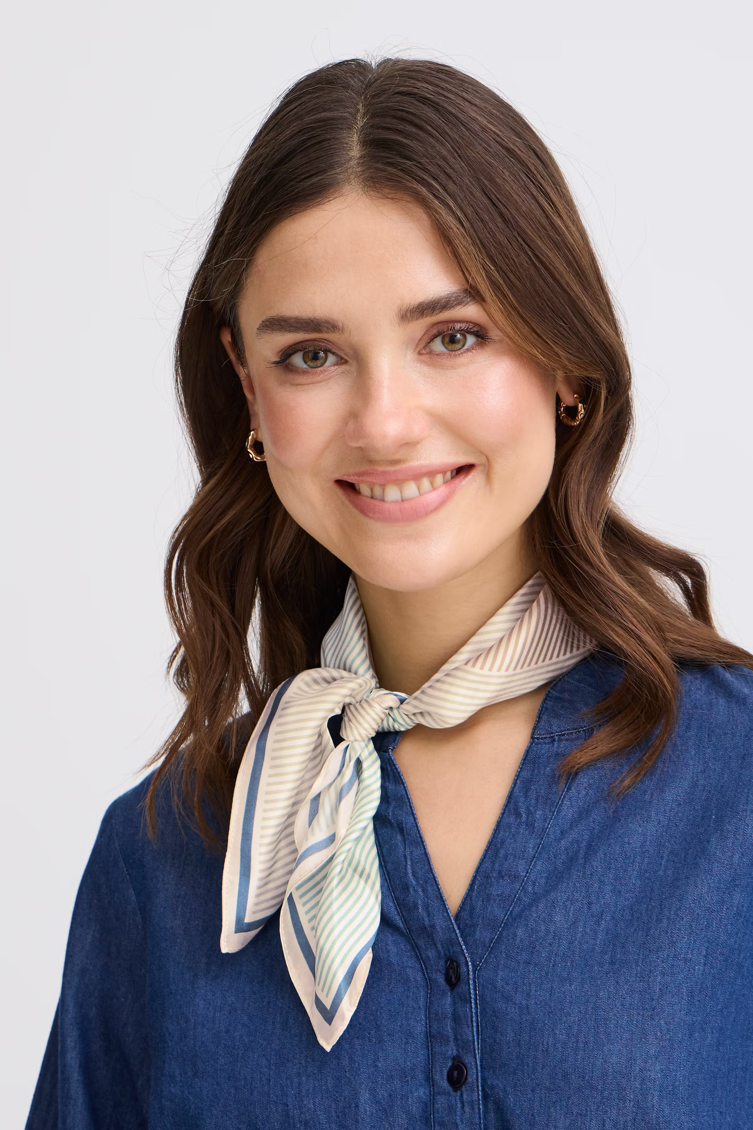 FRSILLA Sjaal LOOKBOOK DETAIL 20617644-900008016