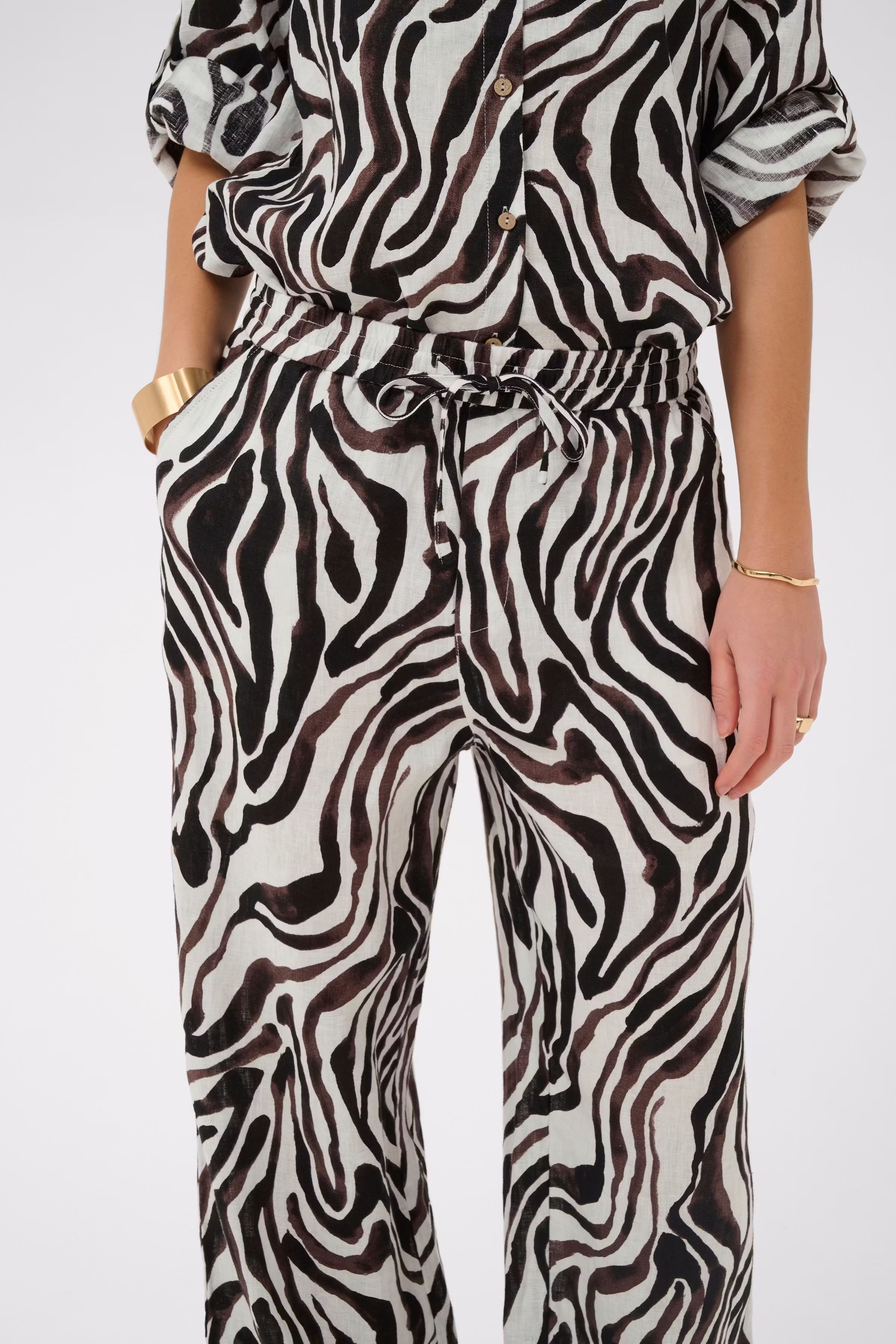 CRBellis Trousers LOOKBOOK DETAIL 10615410-109051