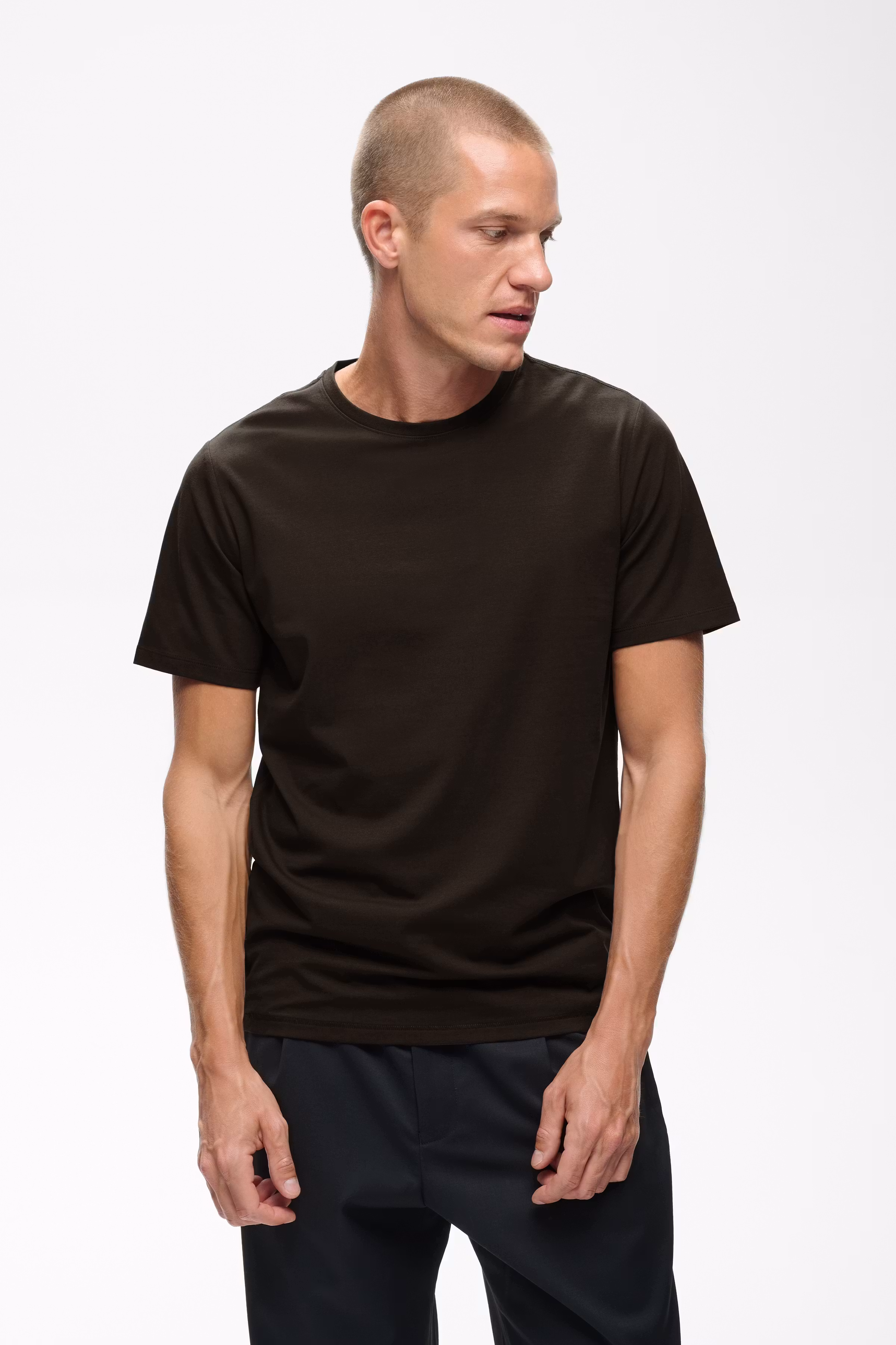 Jermalink T-shirt LOOKBOOK FRONT 30200604-191109