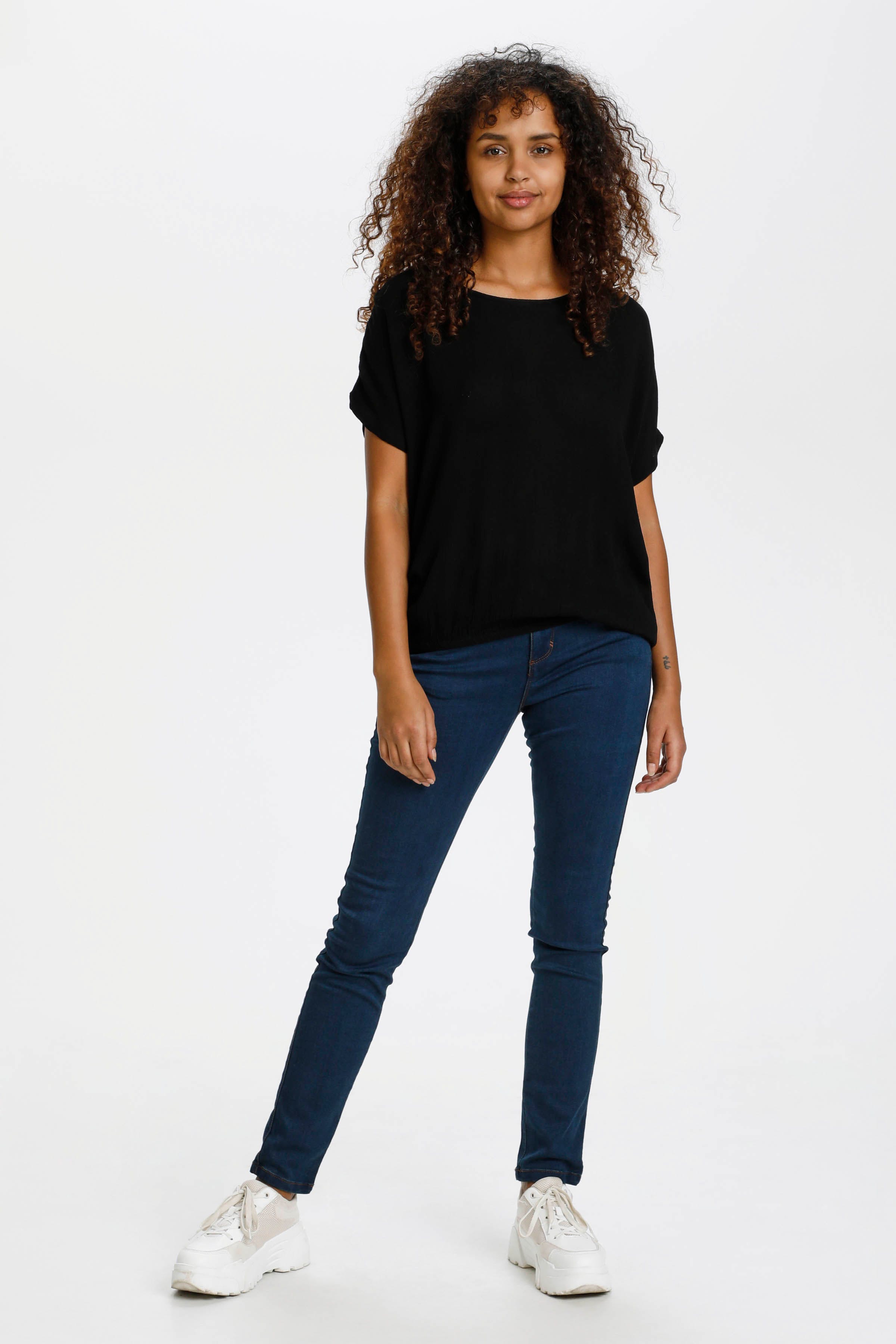 KAamber Bluse LOOKBOOK FRONT 10500781-50600