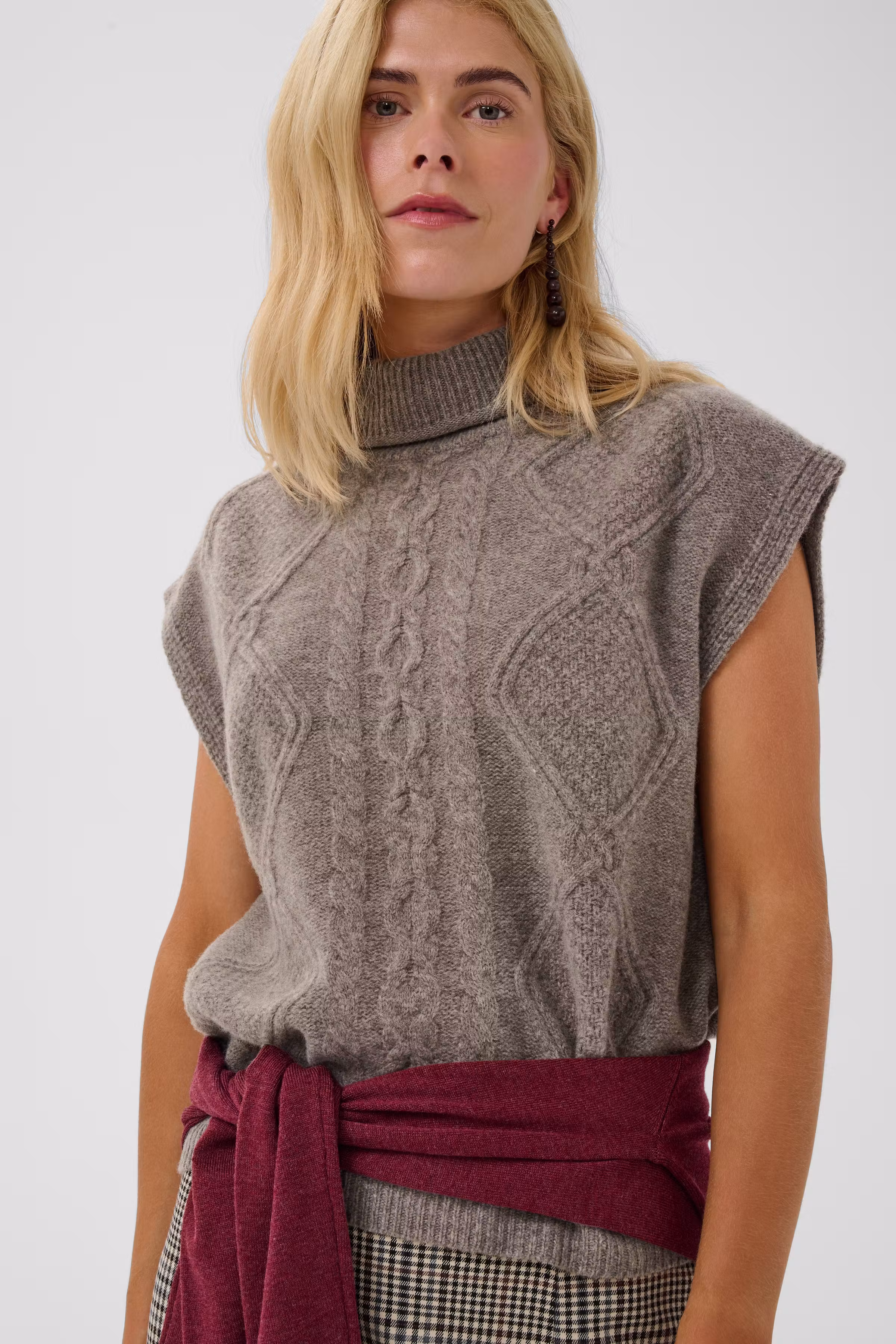 CUmonia Pullover LOOKBOOK FRONT 50113580-1813041