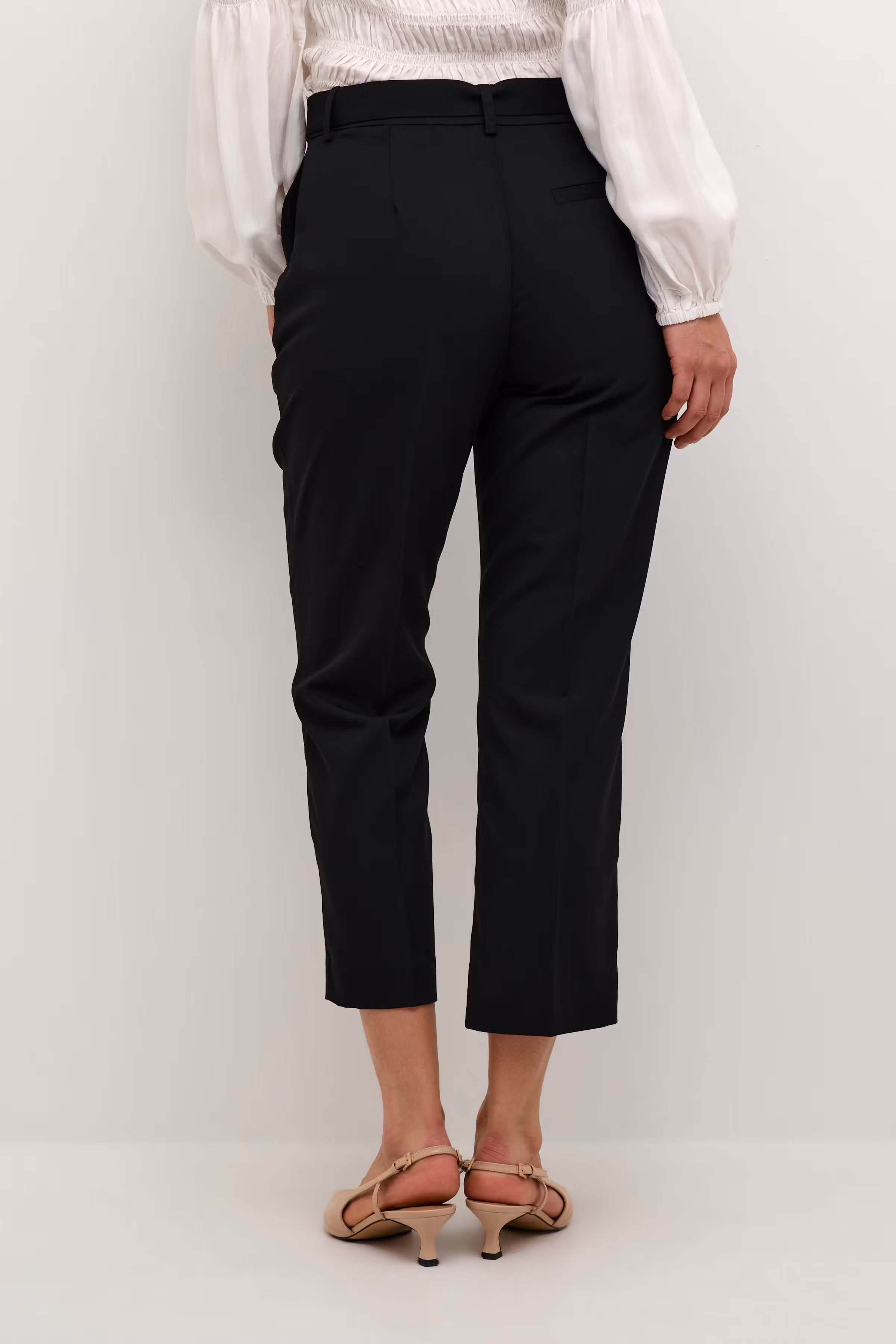 CRWanne Trousers LOOKBOOK BACK 10612785-100120