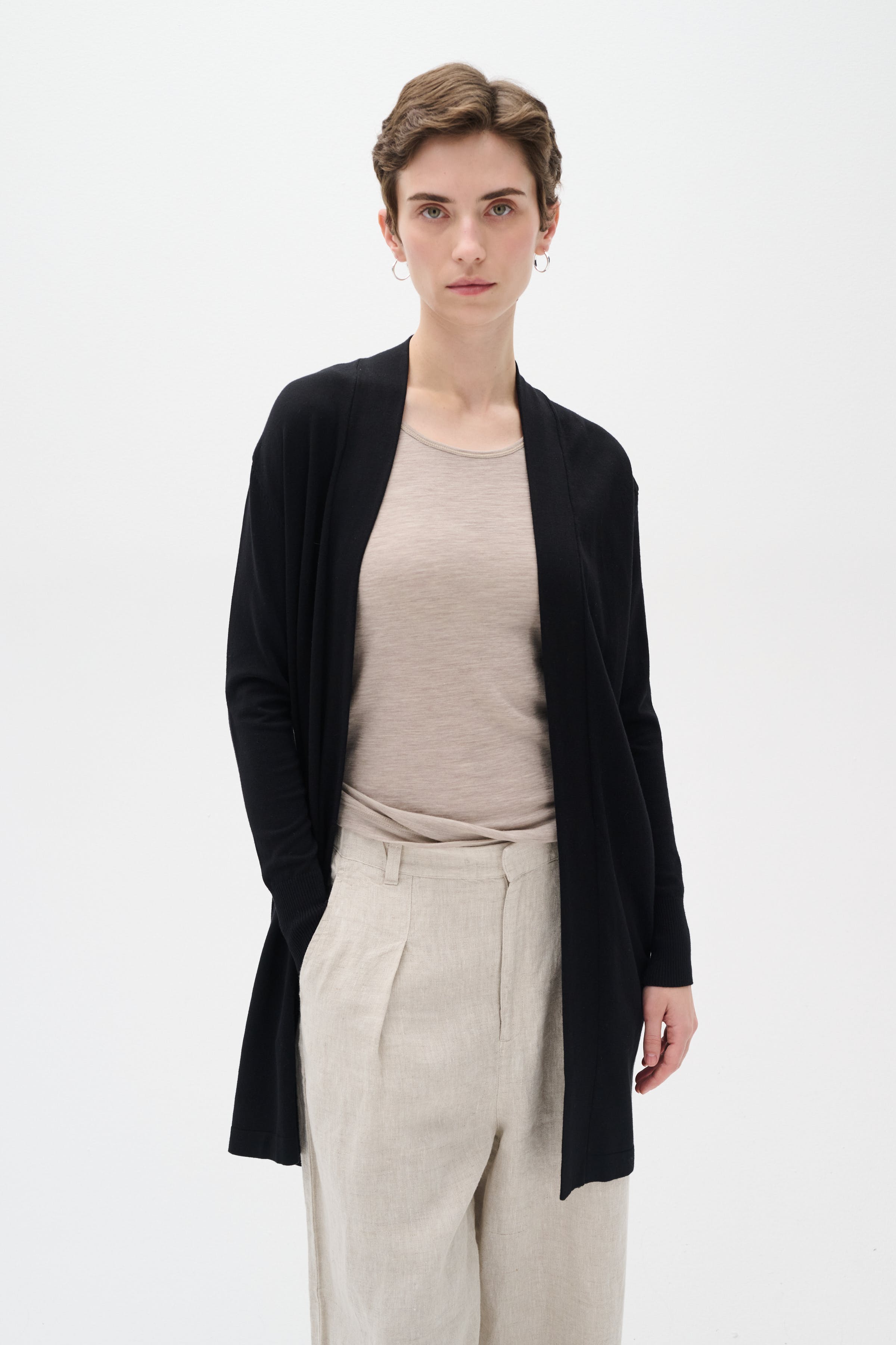 ReneeIW Vest LOOKBOOK FRONT 30100787-10050