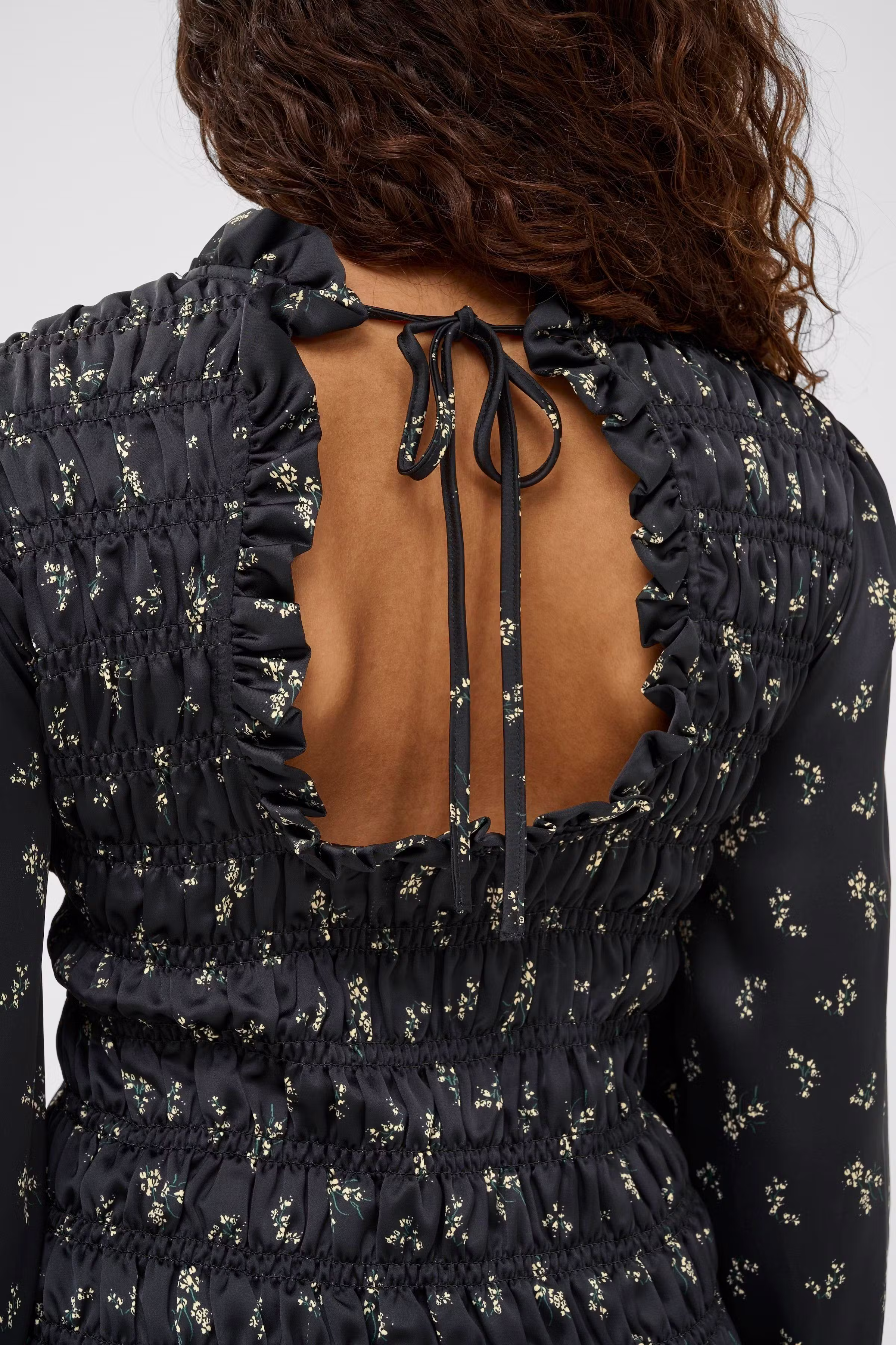 SLAnna Blouse LOOKBOOK DETAIL 30408894-304510