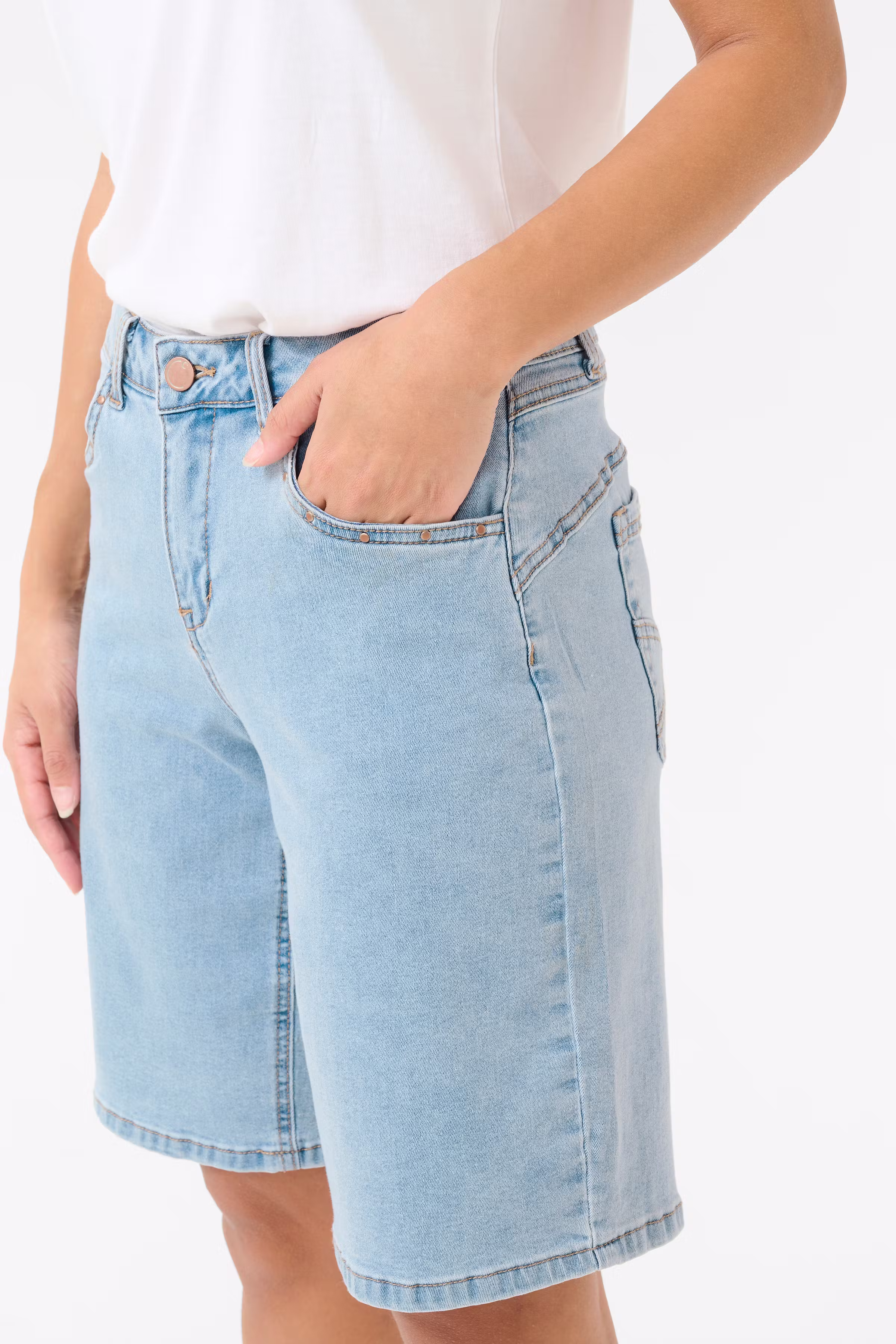 CRLone Shorts LOOKBOOK DETAIL 10613738-105504