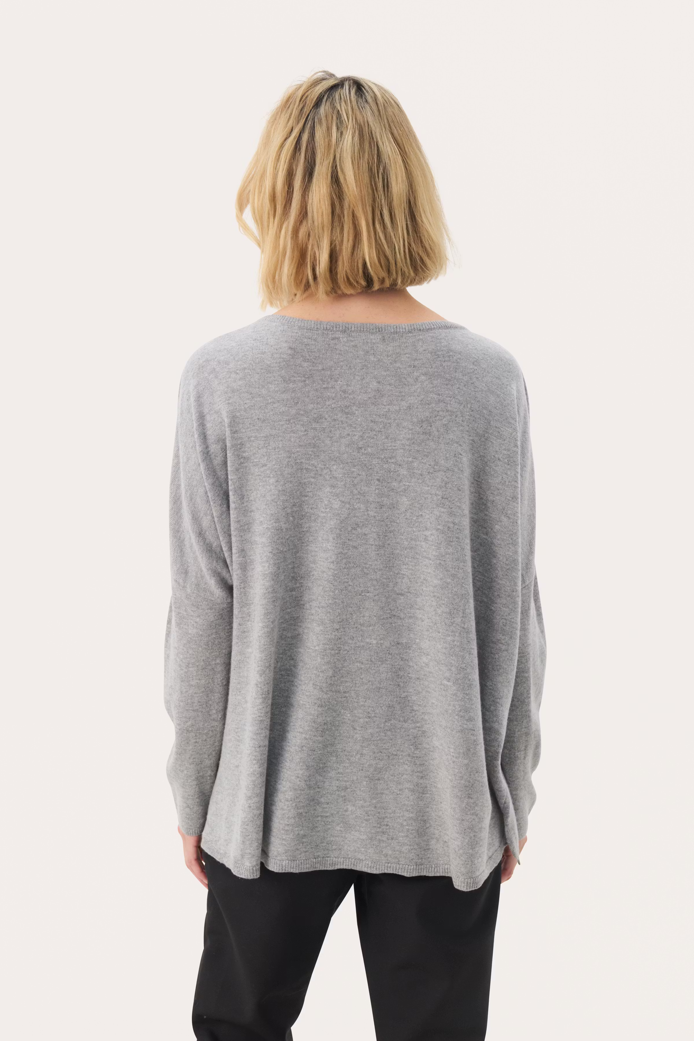 TilaPW Pullover LOOKBOOK BACK 30307306-1802011