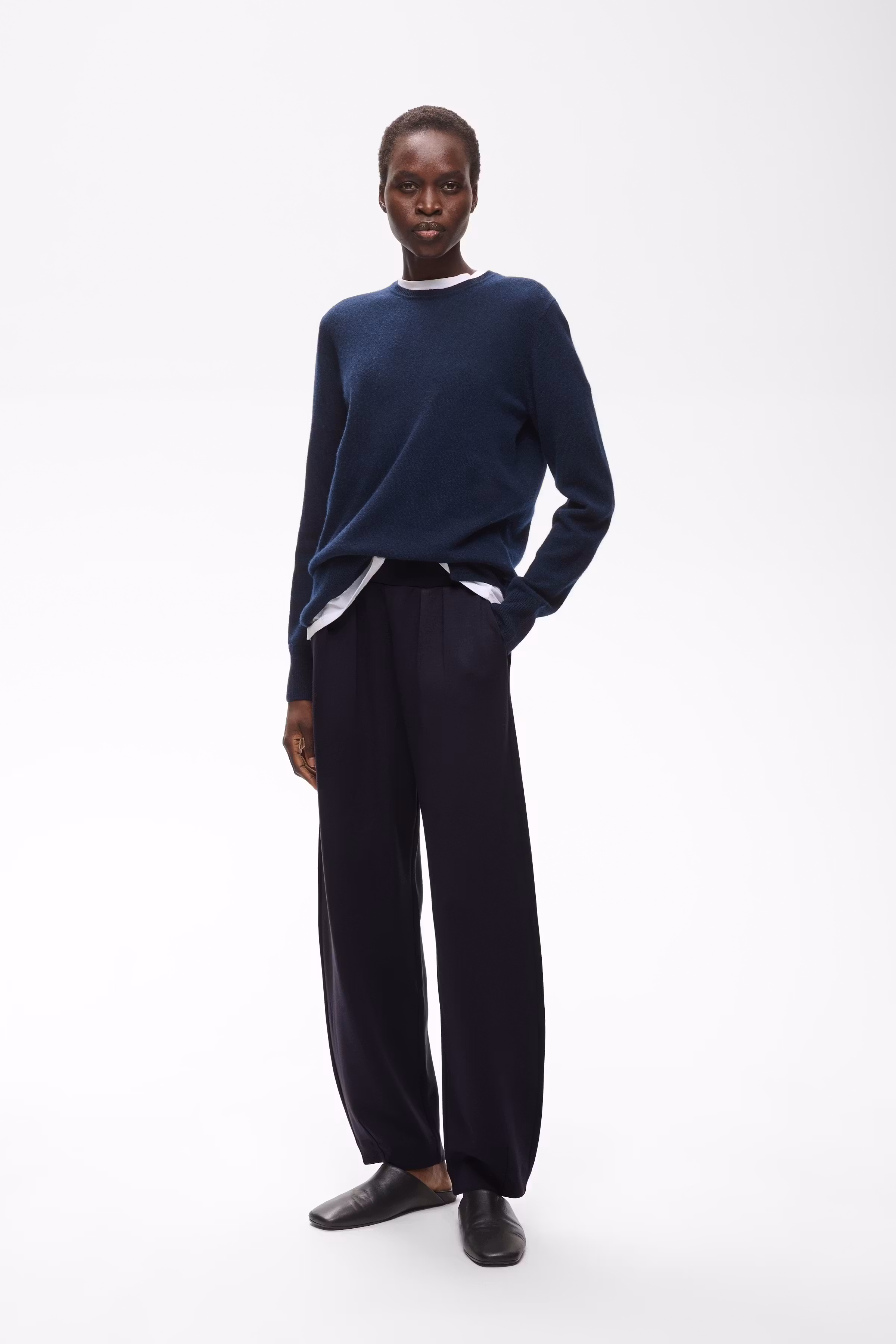 CleIW Trousers LOOKBOOK FRONT 30111399-300005