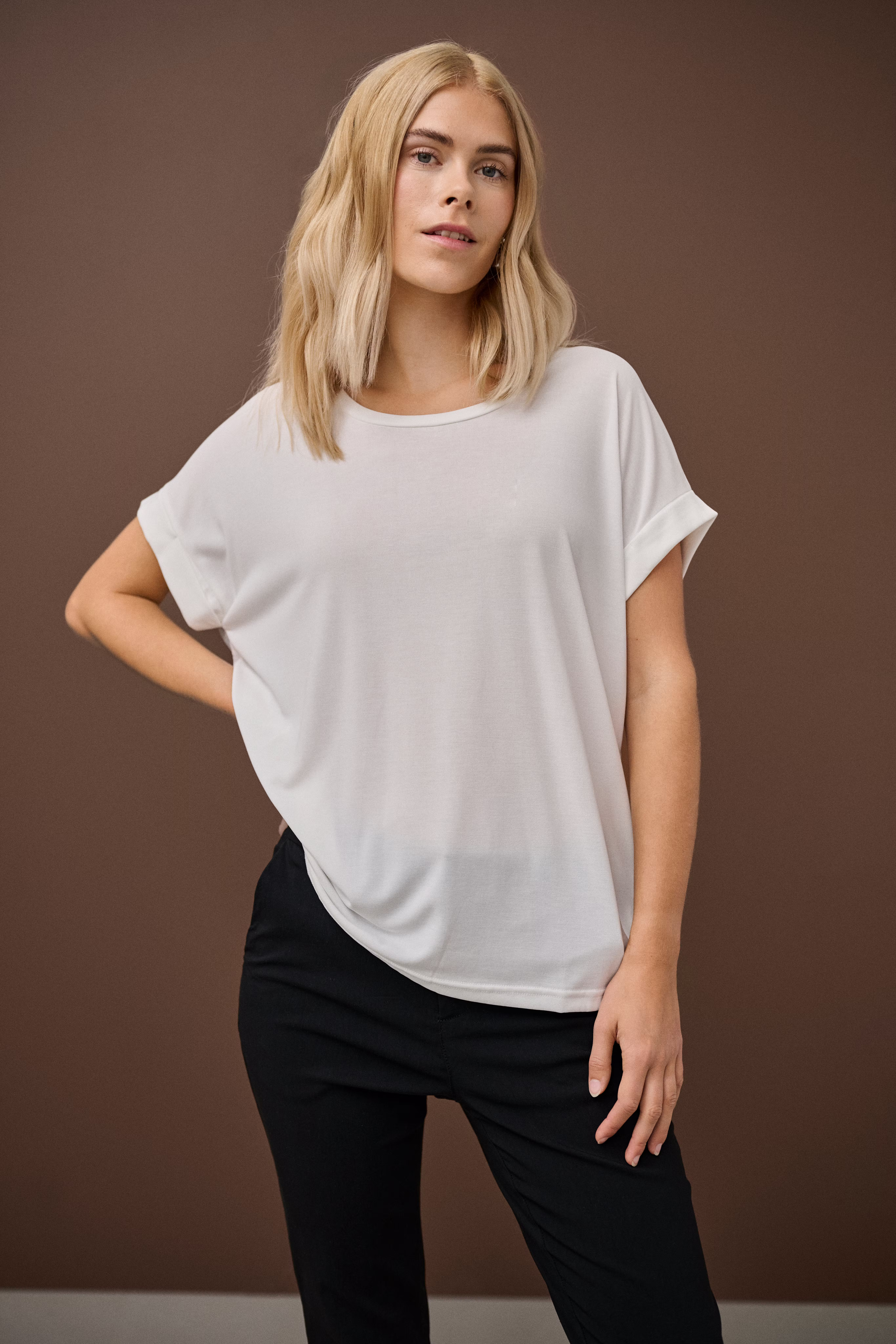 Kurzarm T-Shirt LOCATION NONE 50103468-5102104