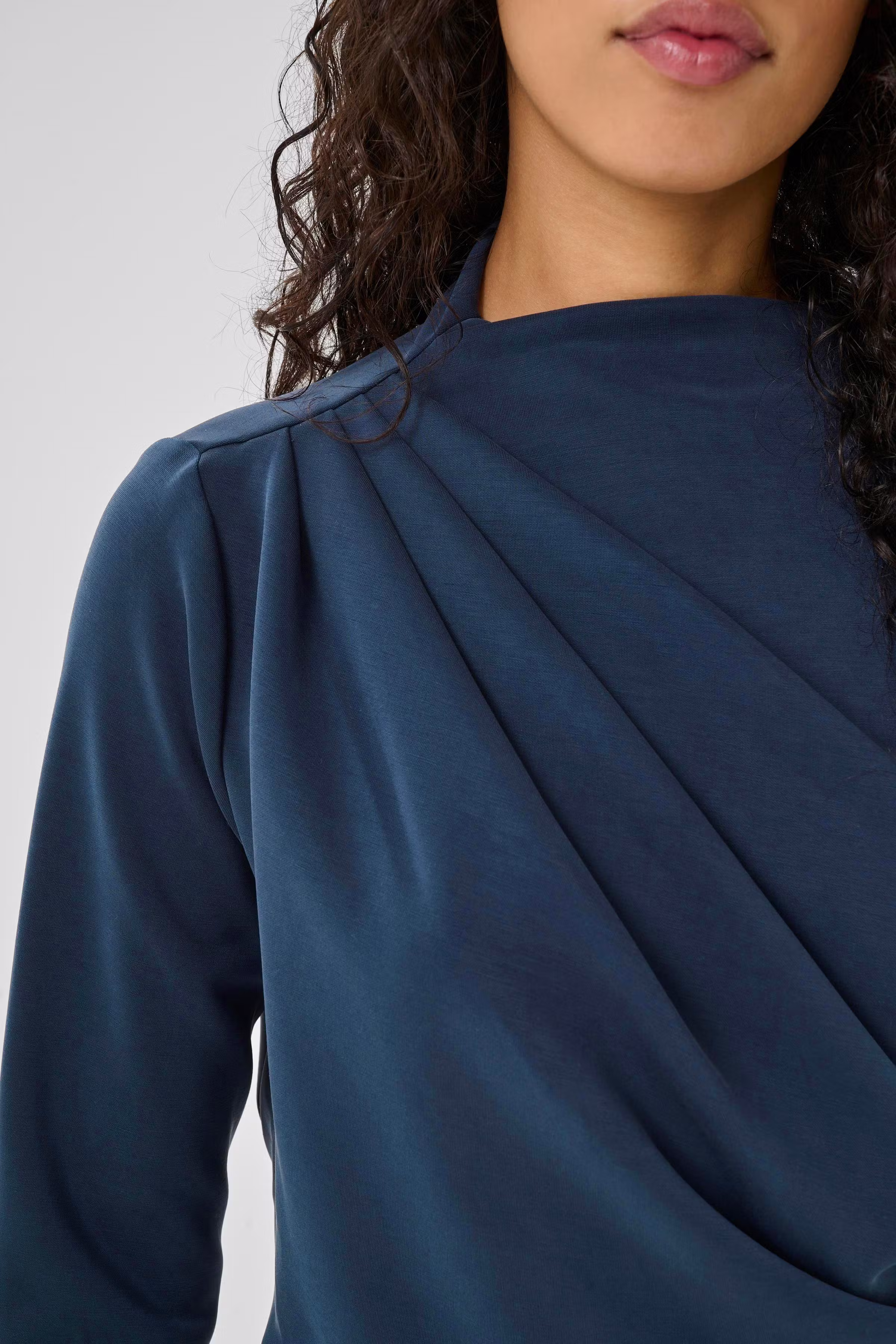 HelleMW Blus LOOKBOOK DETAIL 10704885-194109