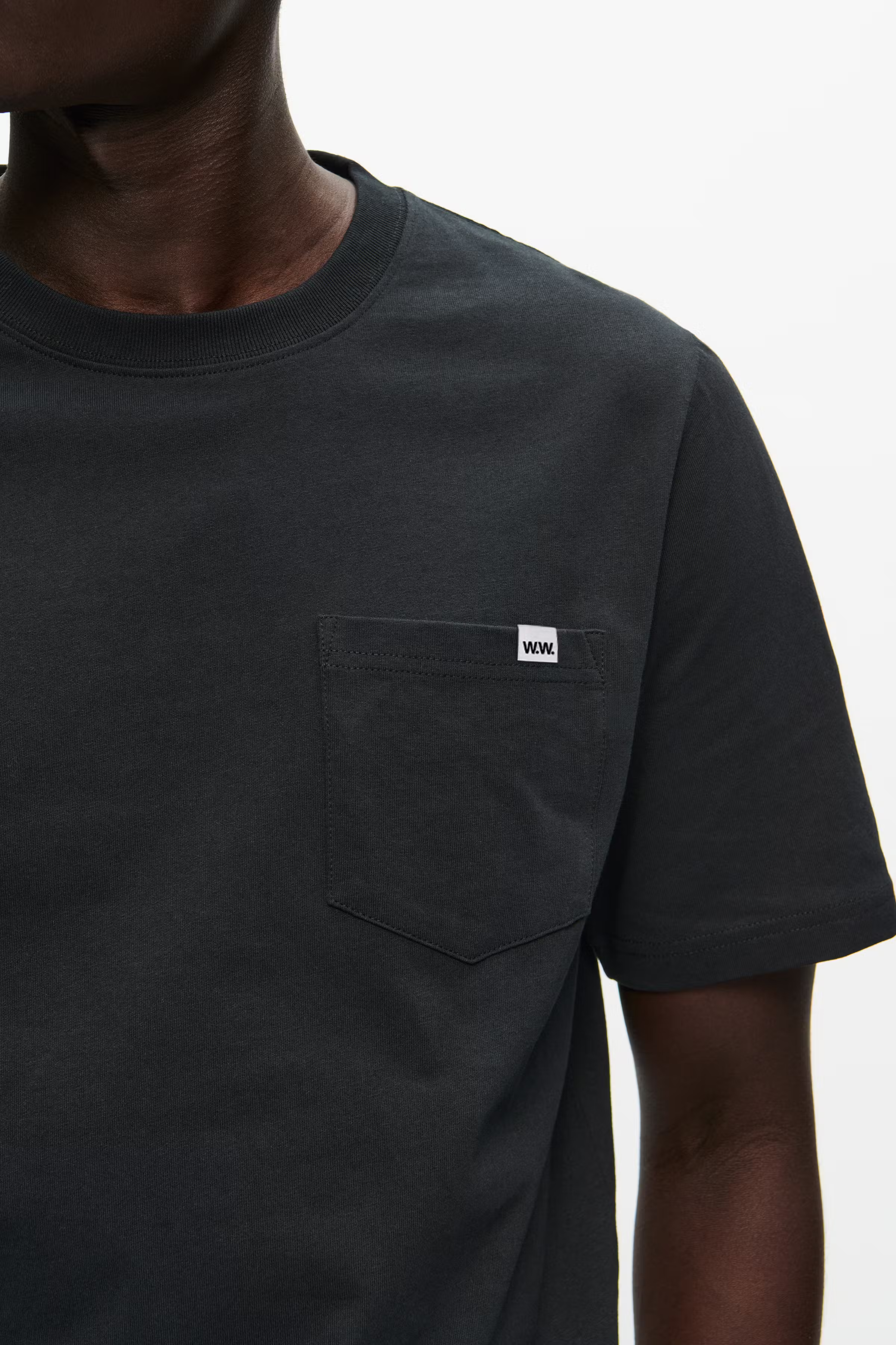 WWBobby T-shirt LOOKBOOK DETAIL 30251559-303700