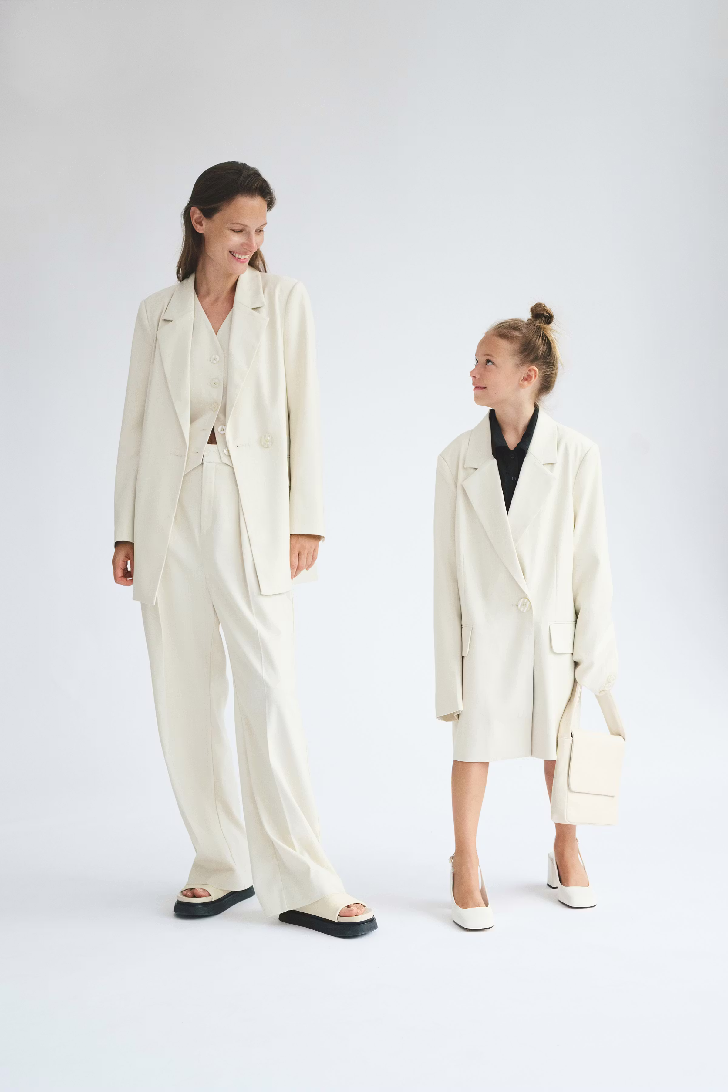 KyrahIW Vest LOCATION NONE 30108182-1200001