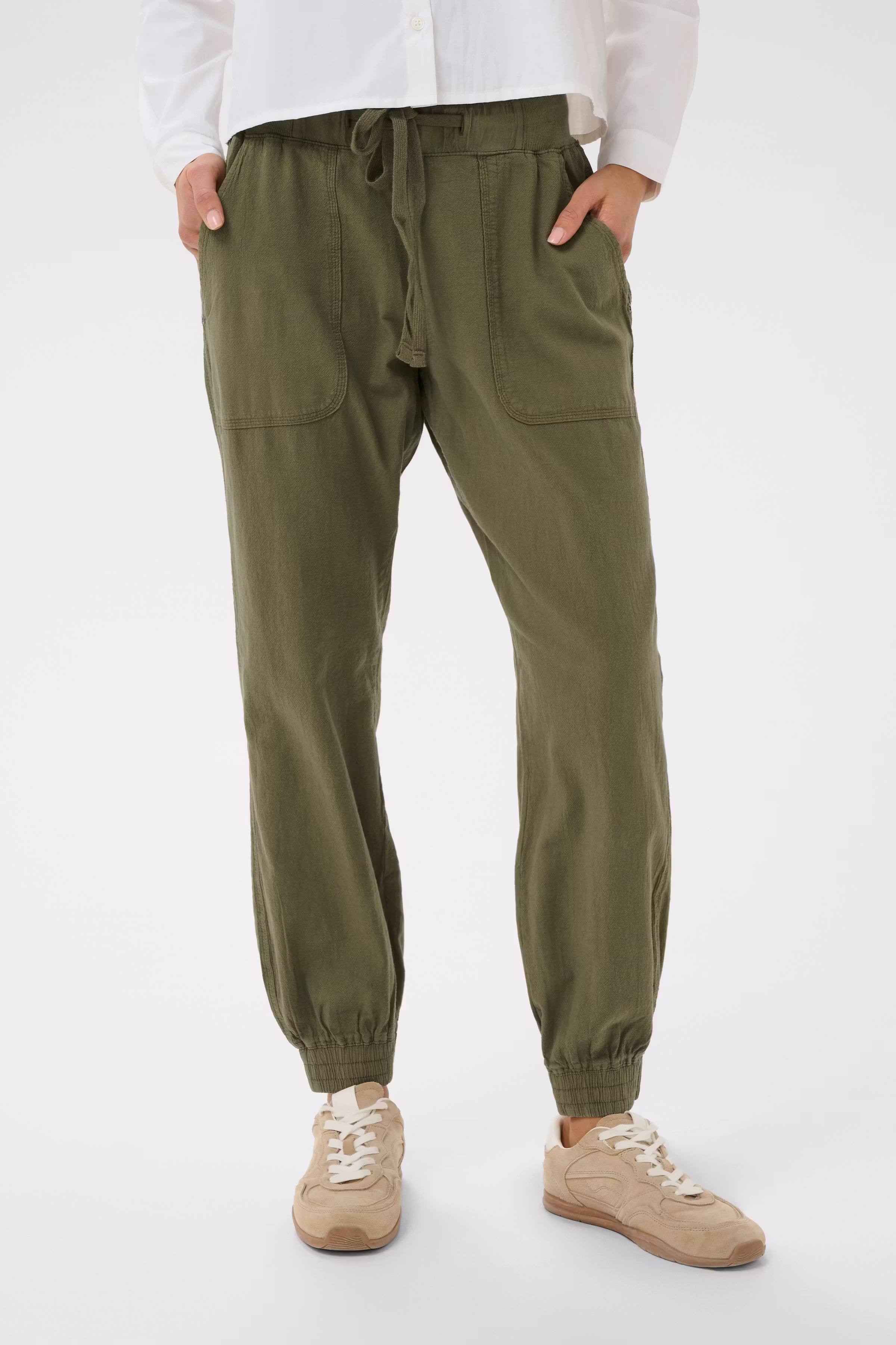 KAnaya Trousers LOOKBOOK FRONT 10505397-190511