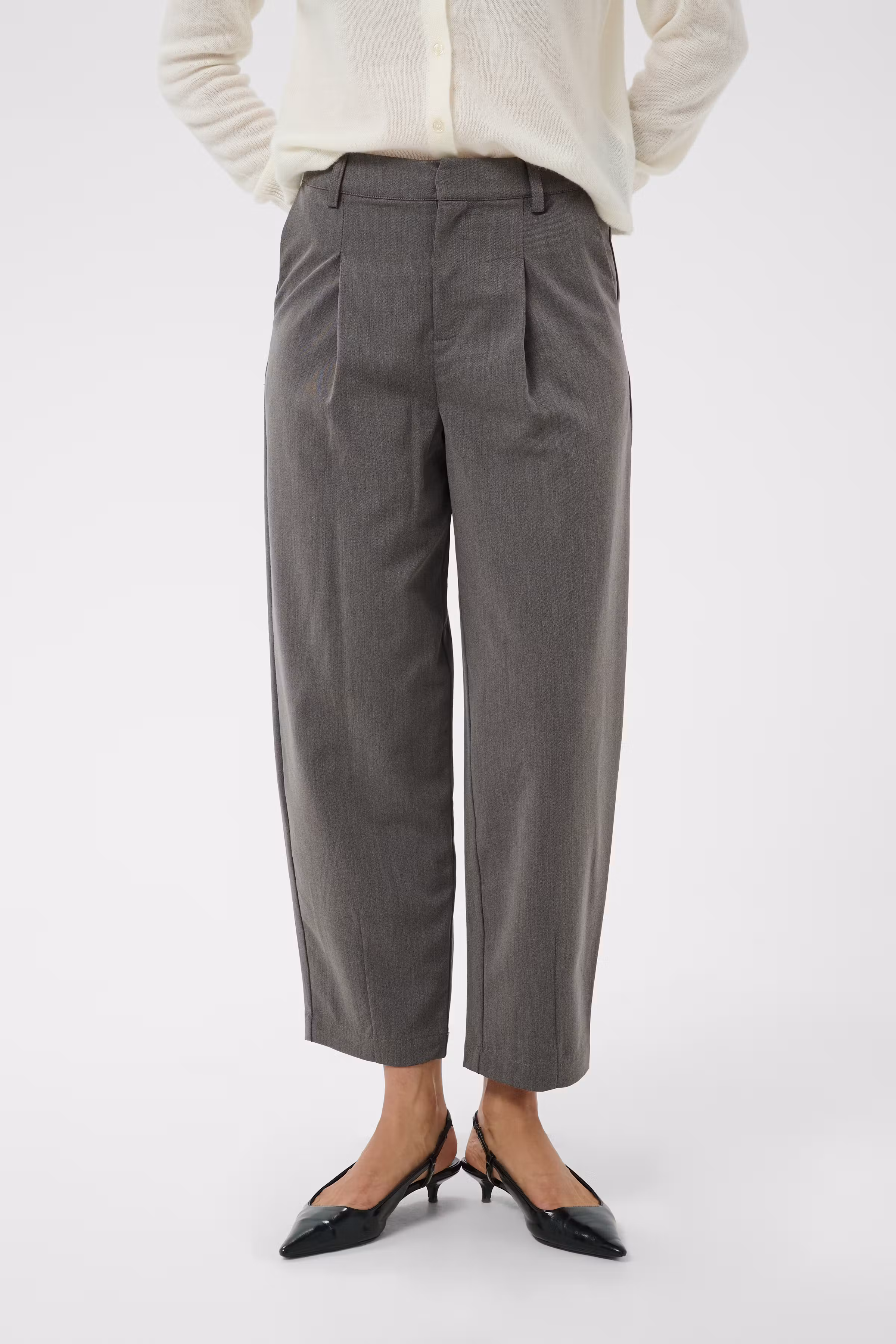KAsakura Trousers LOOKBOOK FRONT 10512298-100125