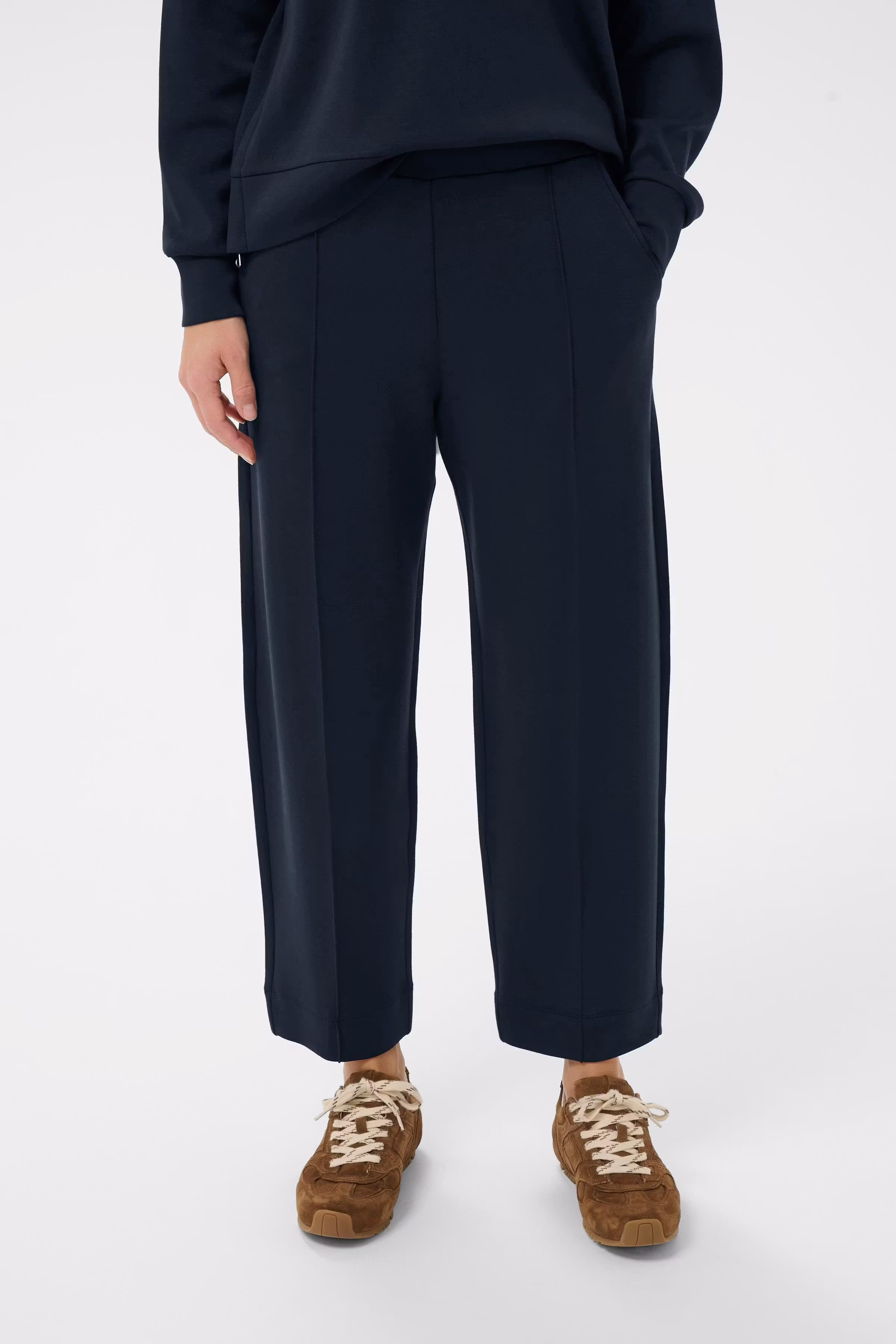 ZenaPW Hose LOOKBOOK FRONT 30310294-194013