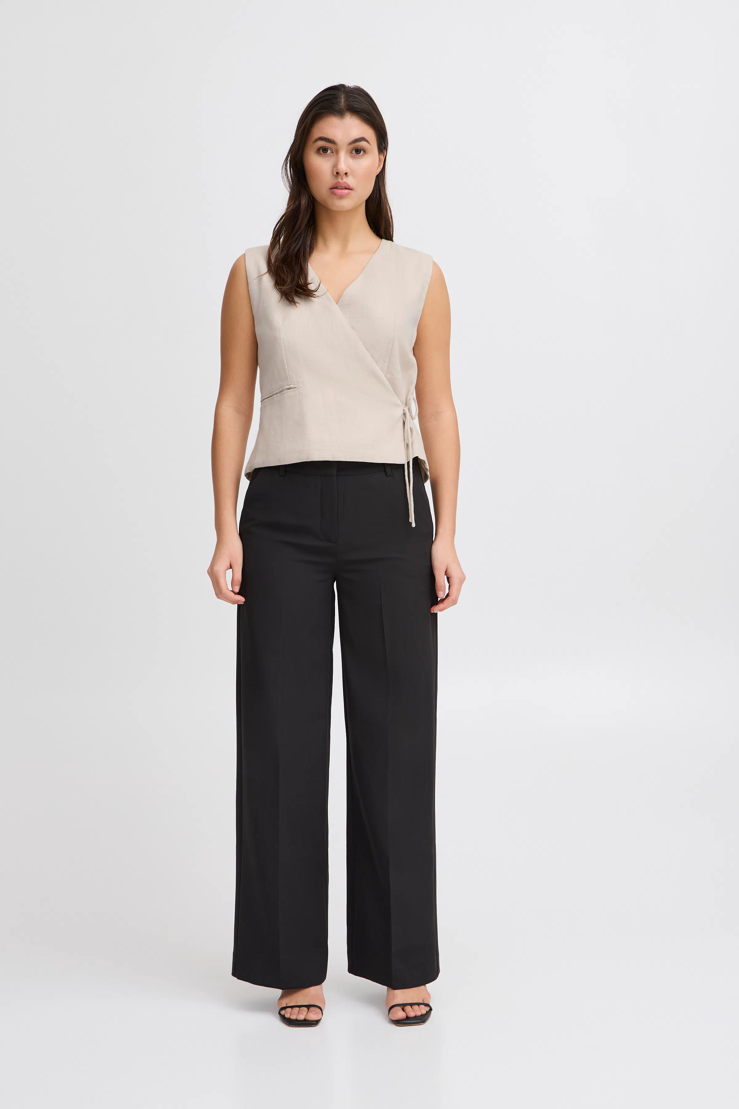 IHZAHRA Weste LOOKBOOK FRONT 20122495-1309051