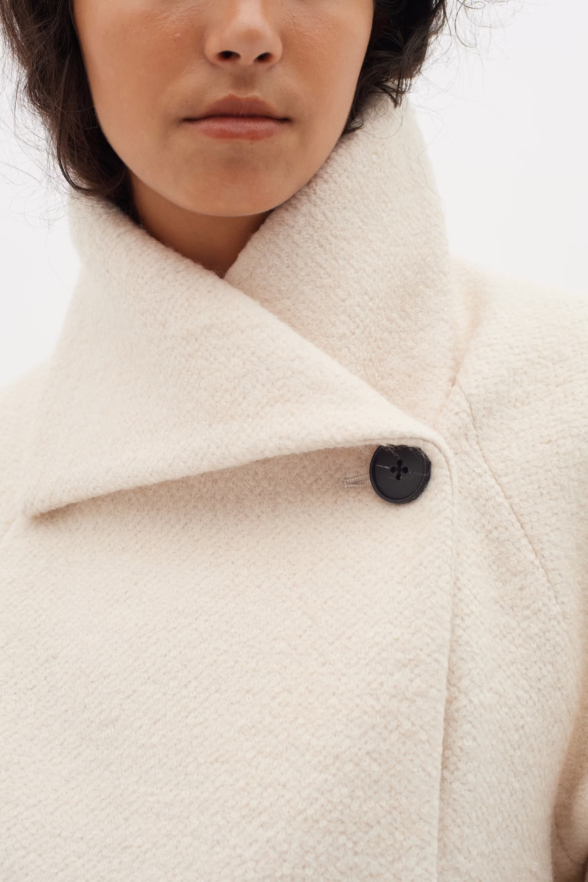 TanayIW Kurzer Mantel LOOKBOOK DETAIL 30109493-120601