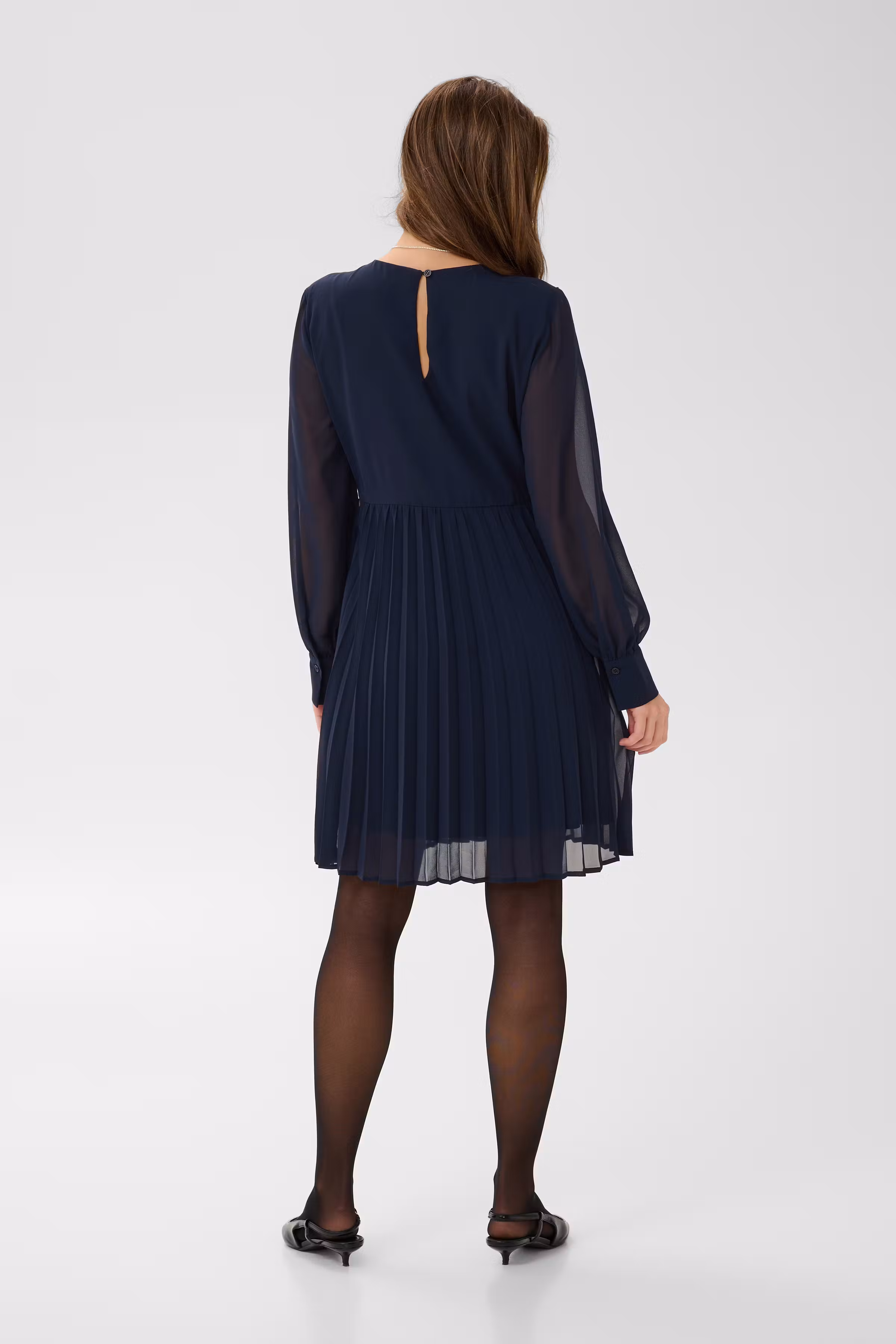 KAlorinda Dress LOOKBOOK BACK 10513211-194020