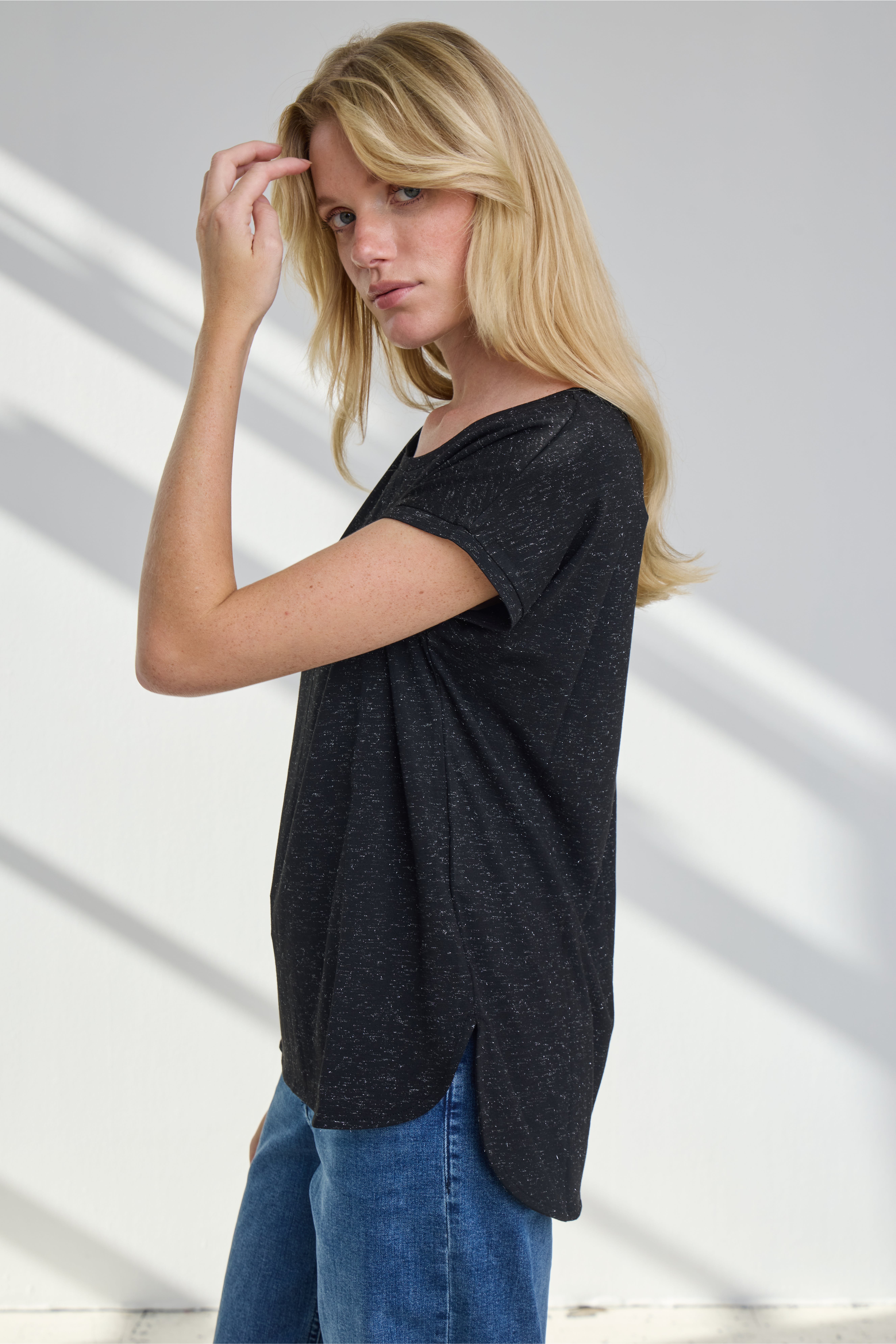 IHREBEL T-shirt LOCATION NONE 20109945-194008