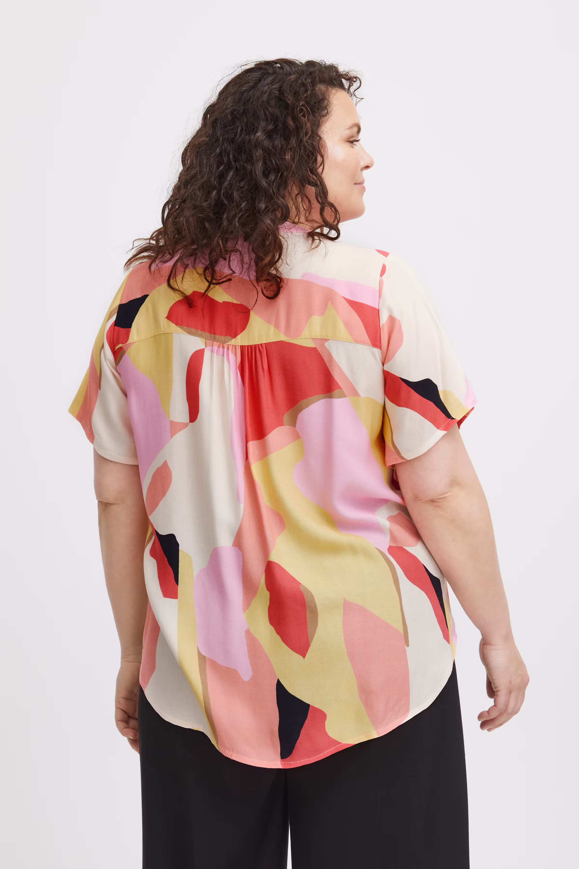 FPBLOCK Blouse LOOKBOOK FRONT 20612300-202102