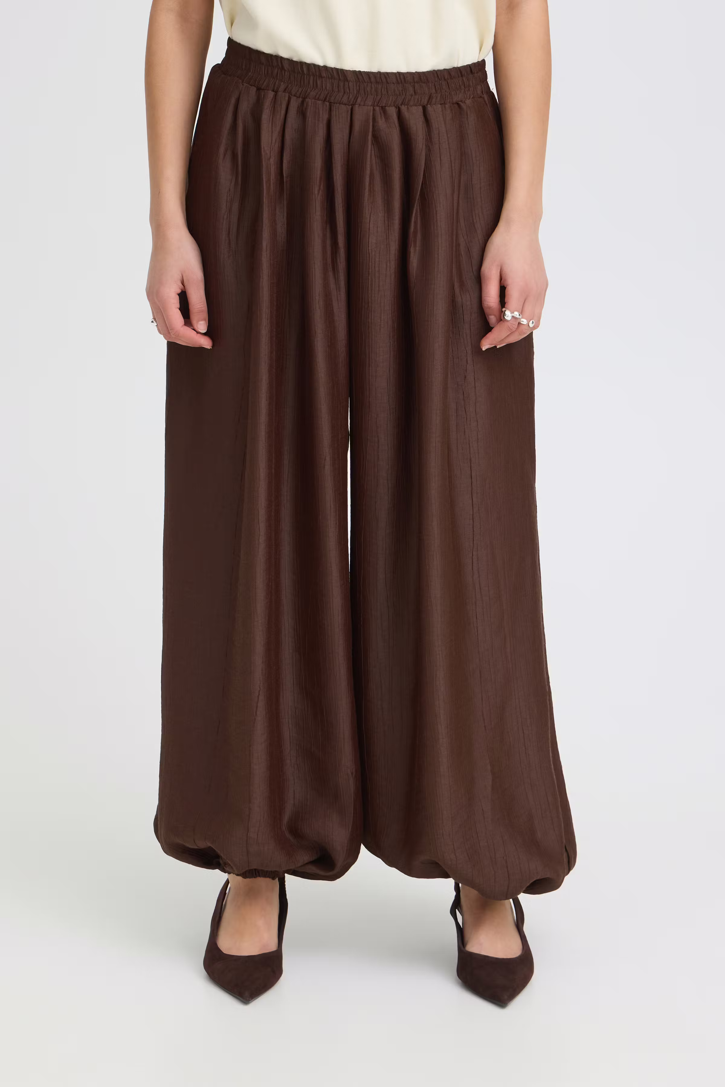 IHBALLOON Trousers LOOKBOOK FRONT 20126506-191419