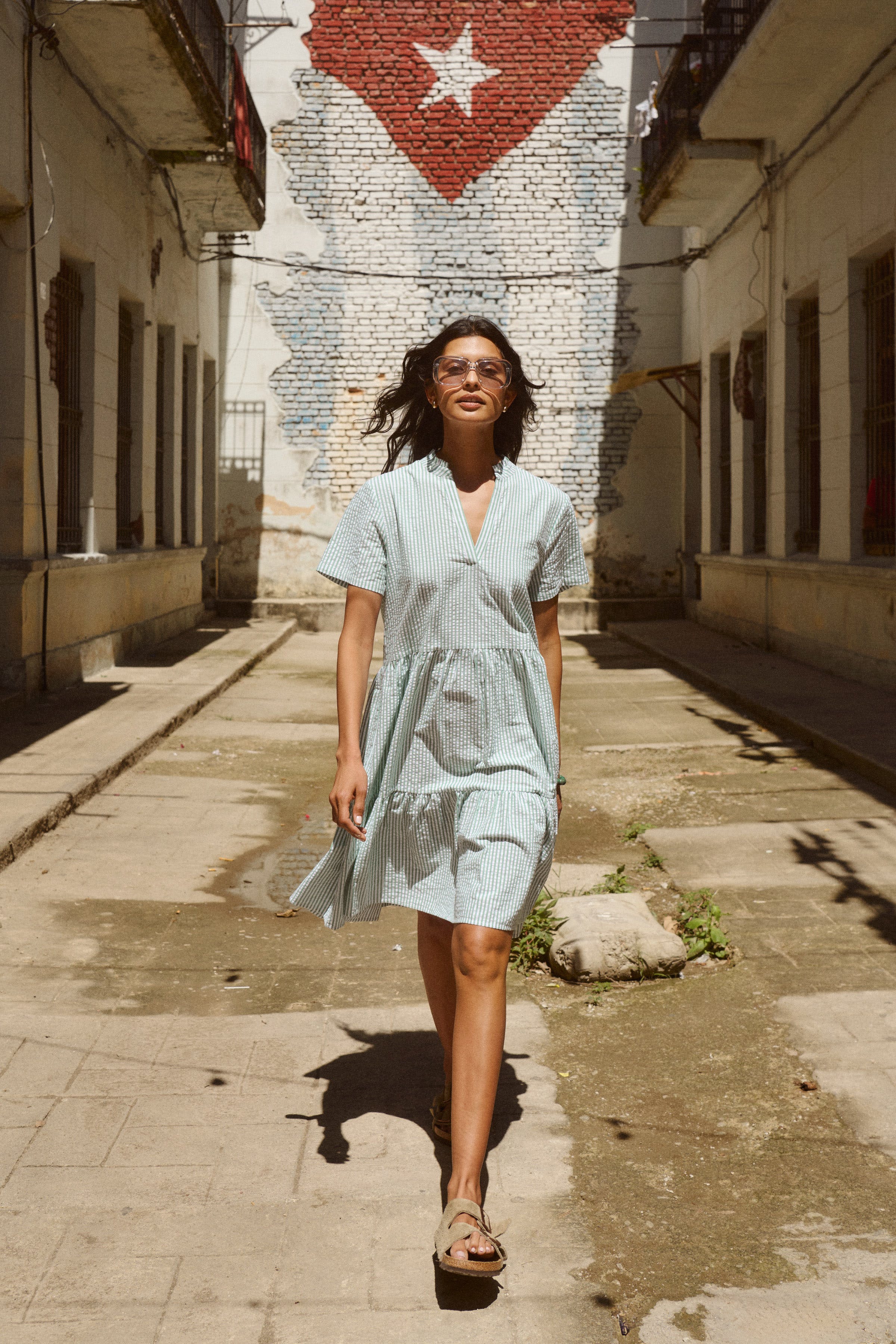 ElmikoSZ Dress LOCATION NONE 30512634-303904