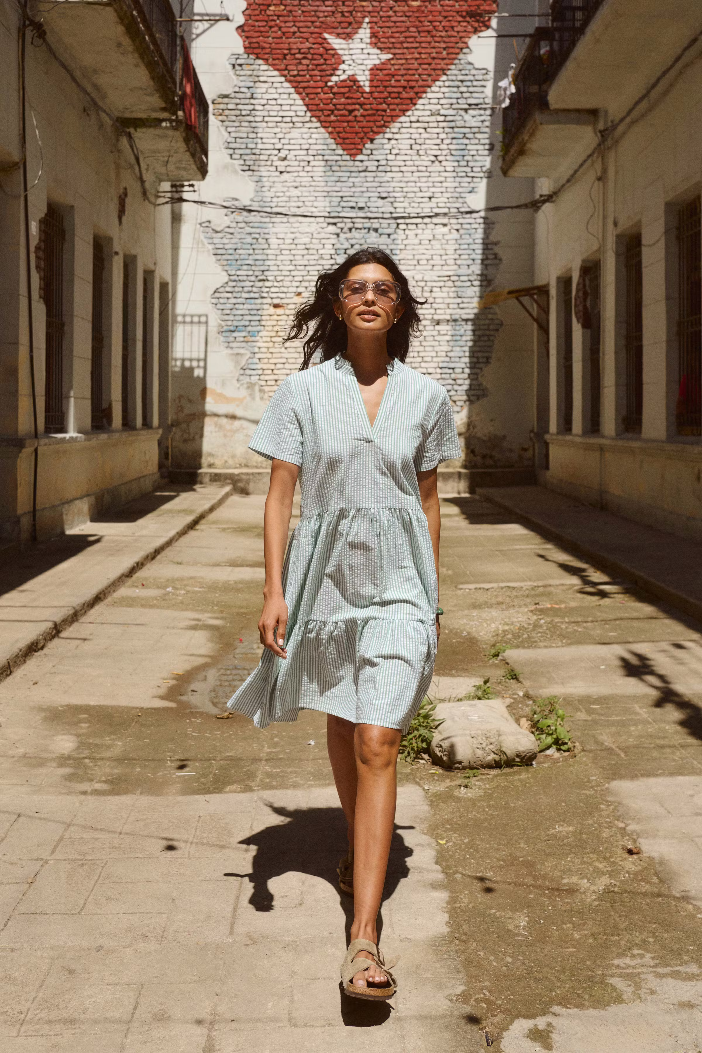 ElmikoSZ Dress LOCATION NONE 30512634-303904