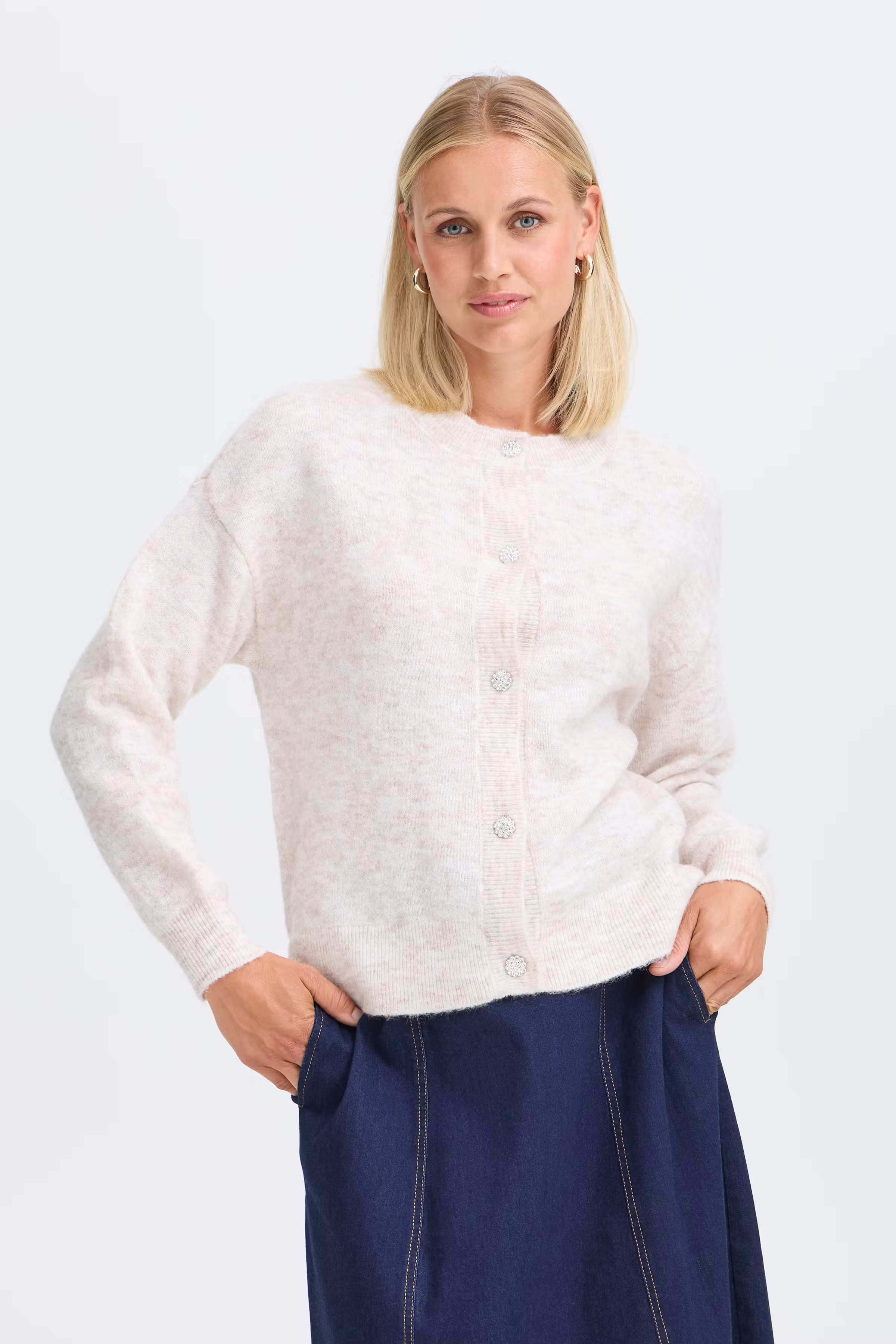 FRSANNY Cardigan LOOKBOOK FRONT 20618378-1304011