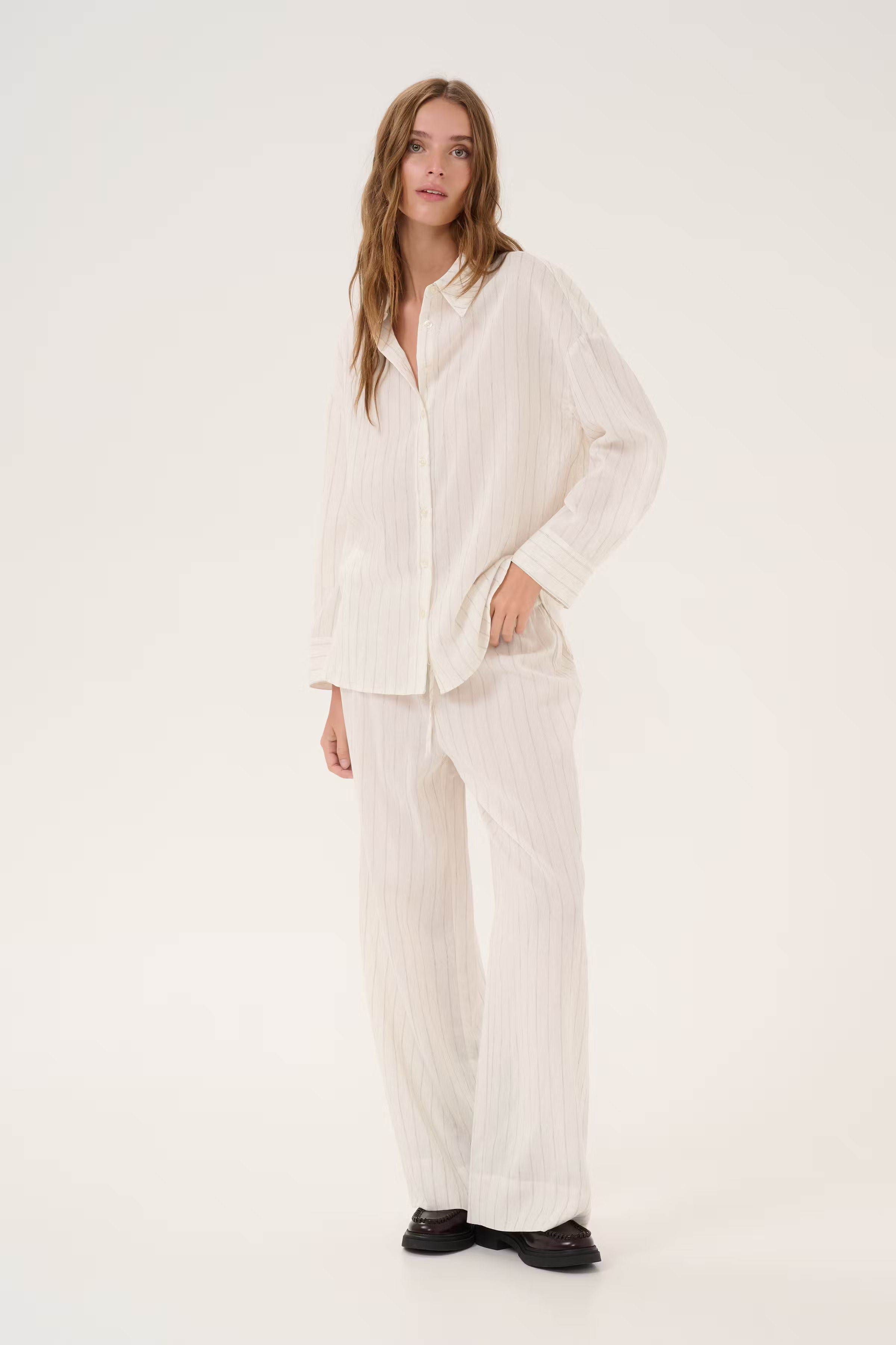 LimaMW Skjorte LOOKBOOK FRONT 10705019-1304011